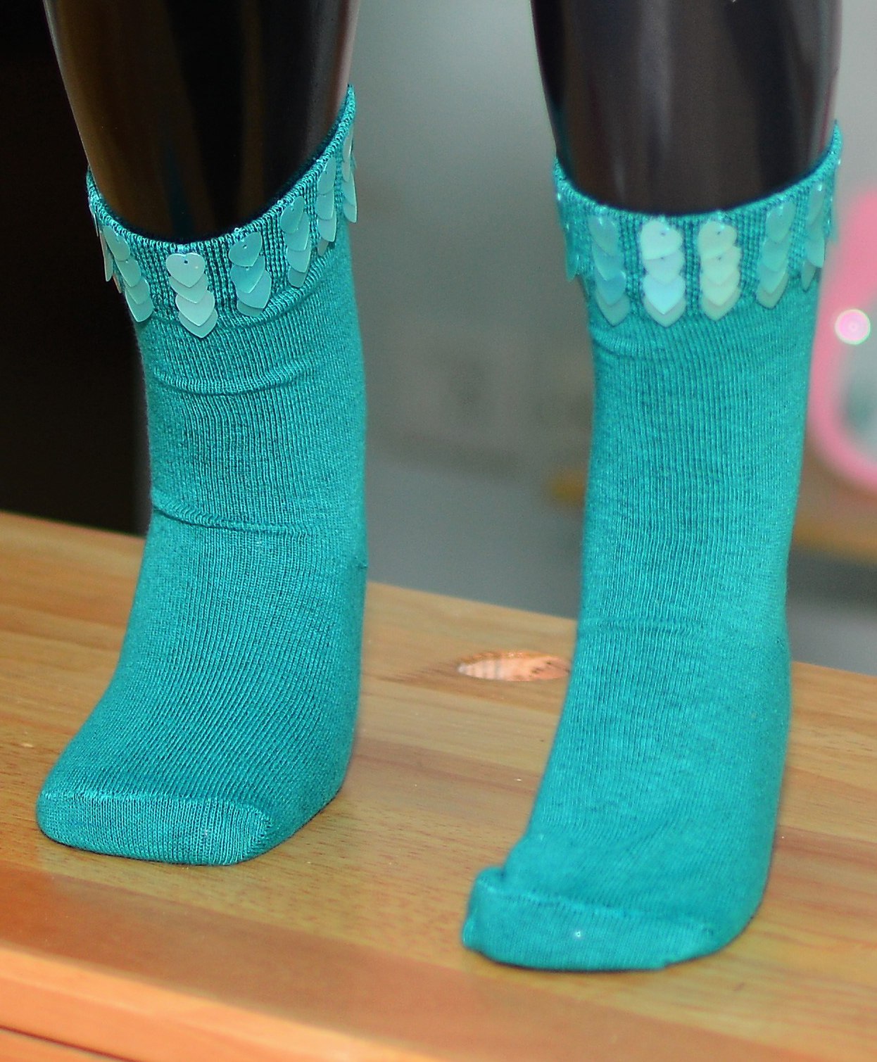 Tipy Tipy Tap Sequin  Heart Embellished Socks - Green-picture-41
