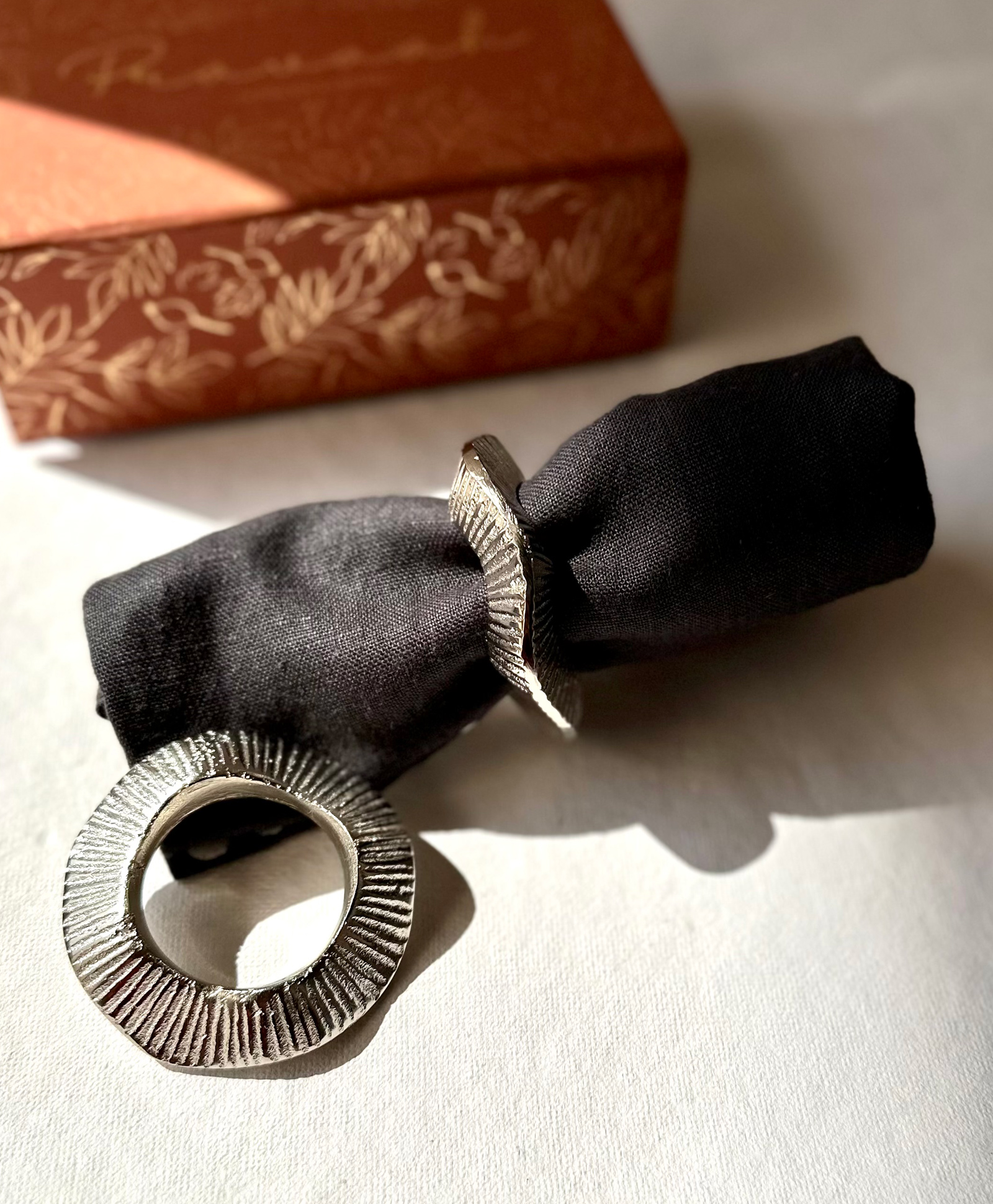Pravaah India Gehna Napkin Rings- Ring Napkin Ring Set of 2-image-23