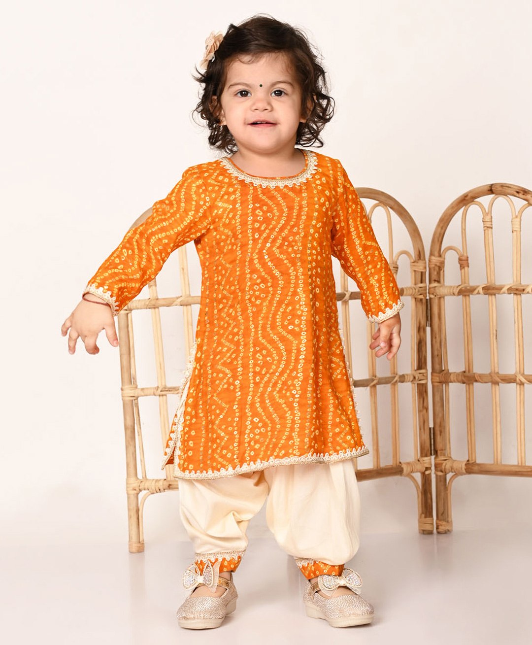 Vastramay Full Sleeves Bandhej Printed Kurta With Pyjama - Orange-image-34