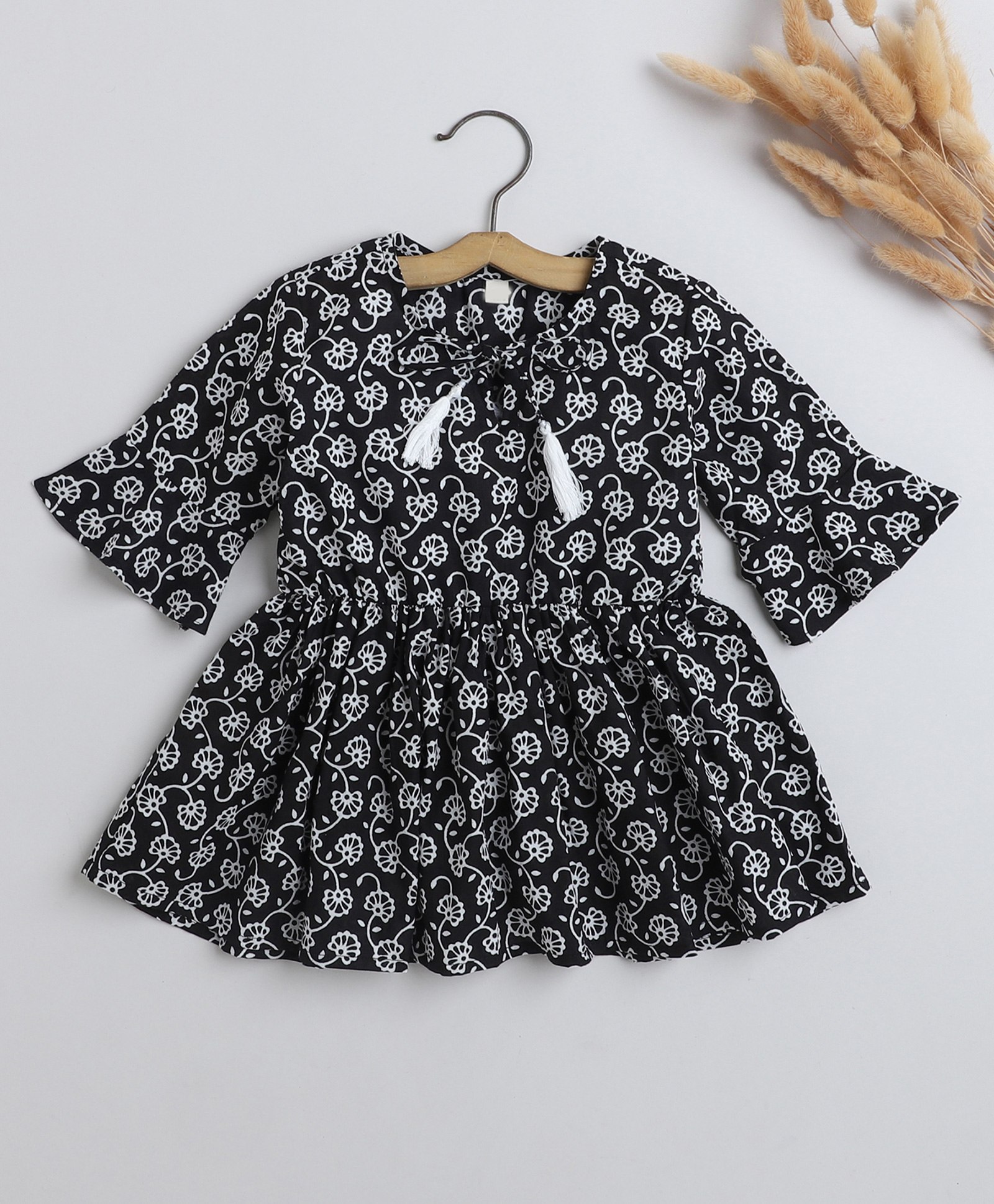 The Magic Wand Three Fourth Sleeves Floral Swirl Printed With Tassels Detailed Top - Black-picture-12
