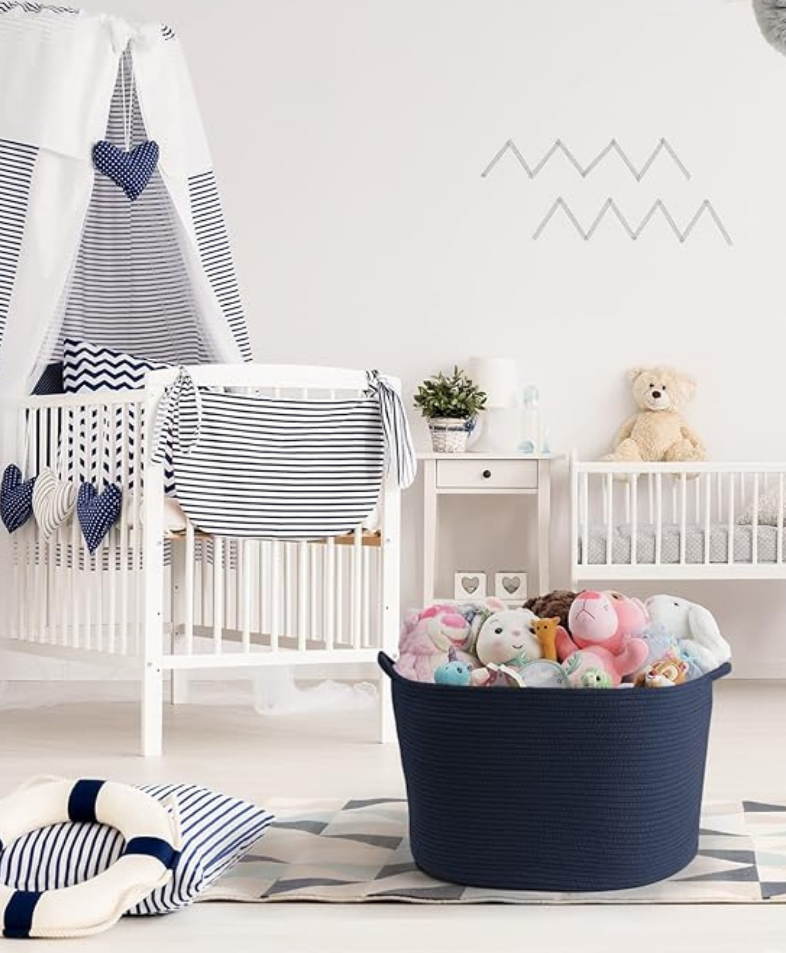 Jasmey Homes Spacious Sturdy Storage Basket --picture-31