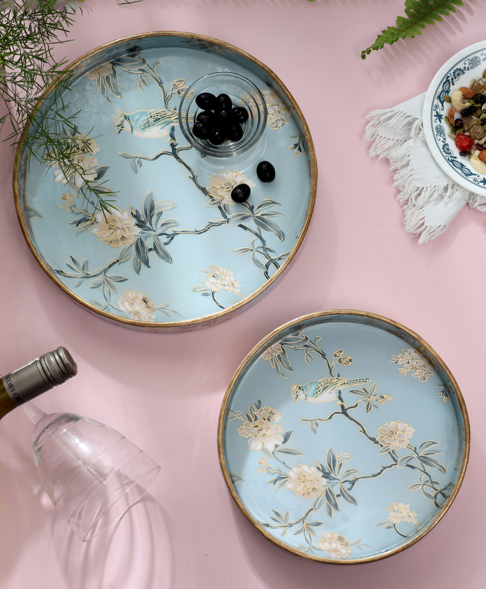 Duli Round Enamel Coated Multipurpose Serving Trays for Home and Dining Table - Set of 2-picture-4
