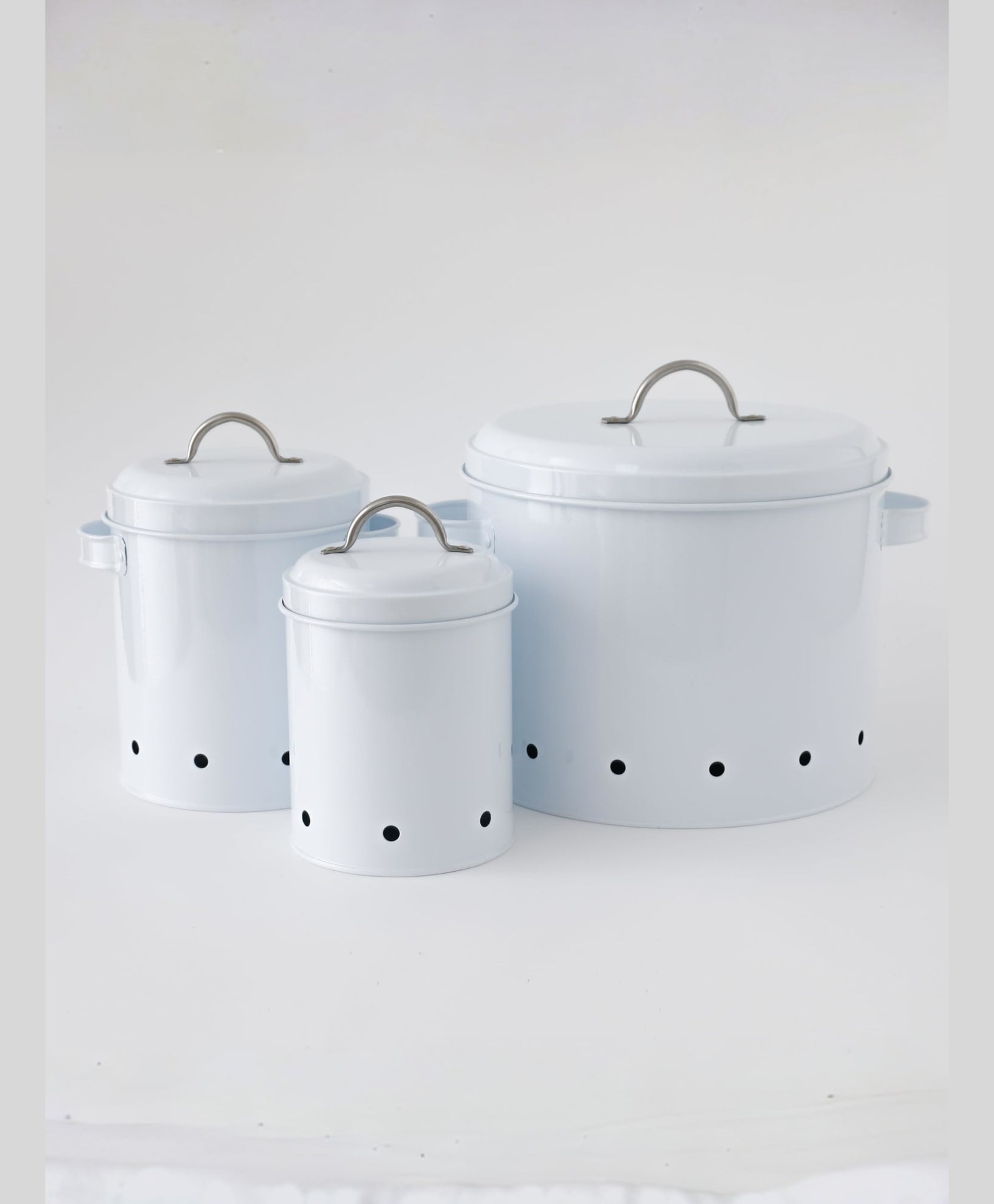UMAI Metal Potato, Onion, Garlic Storage Container|Vegtable Basket for Kitchen|Kitchen Organizer Items & Storage|Storage Organizer|Storage Box|Set of 3 (11.2X14.5cm, 14X17.5cm & 22.5X19.3cm)|White-picture-10