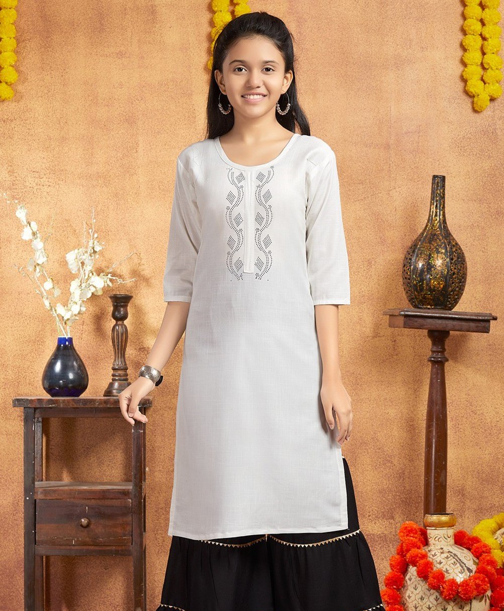 Aarika Three Fourth Sleeves Stone Design Embellished Straight Cut Kurta - White-image-14