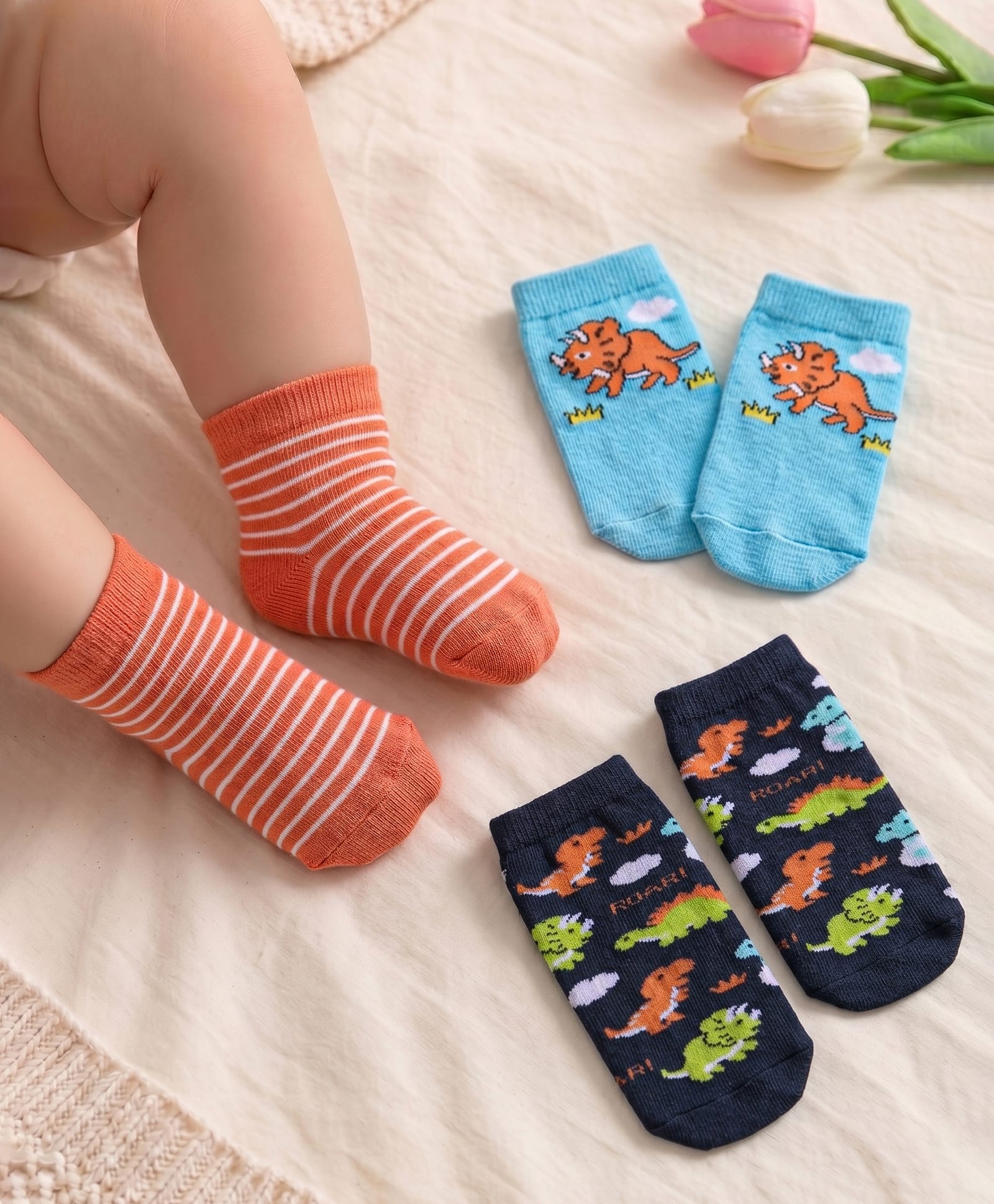 Cute Walk by Babyhug Anti Bacterial Ankle Length Socks Dino Design Pack Of 3 - Multicolour-image-48