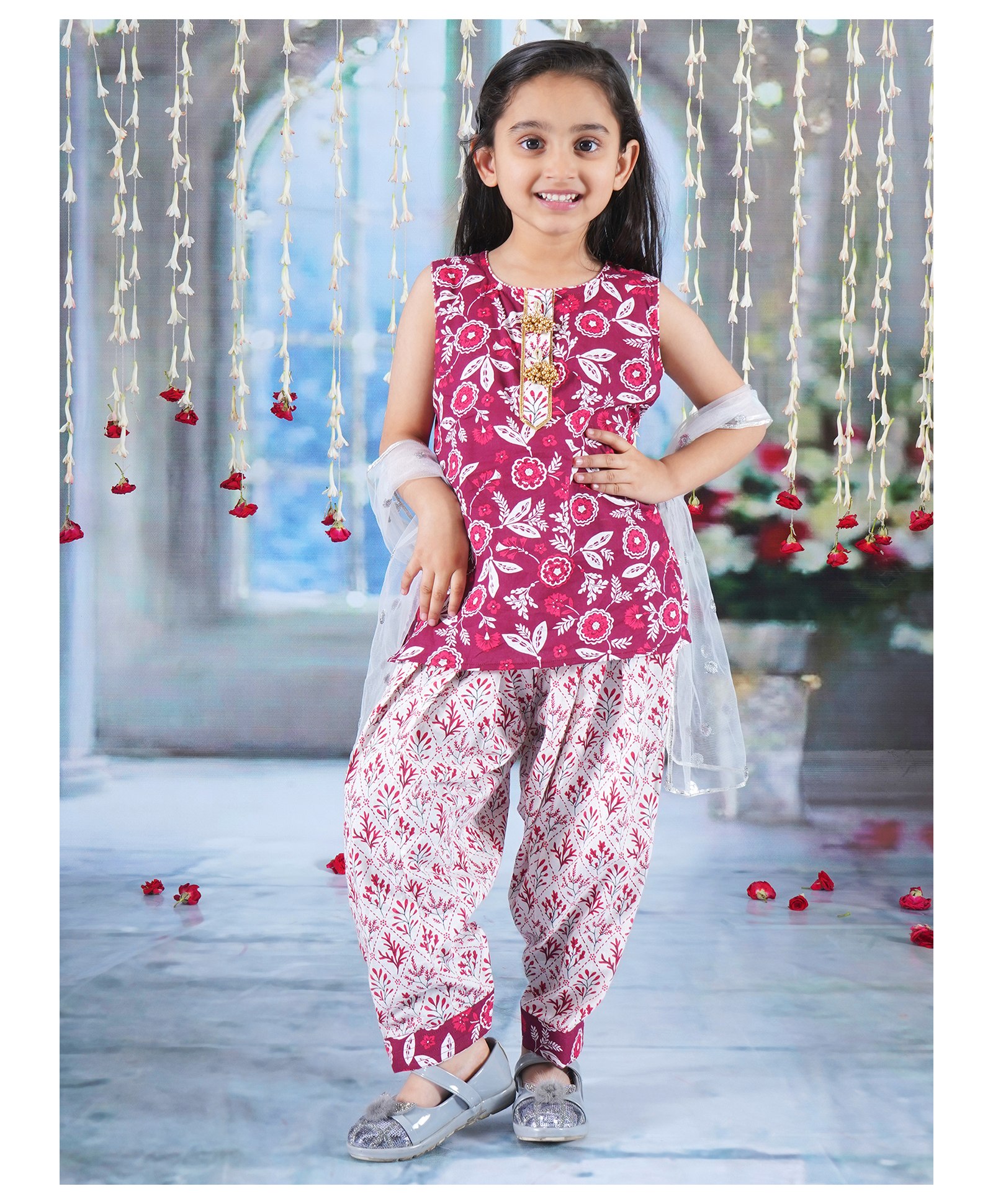 Little Bansi  Sleeveless  Floral With Leaves  Printed & Gota Lace Embellished Coordinating Kurta & Dhoti With Dupatta - Maroon-image-34
