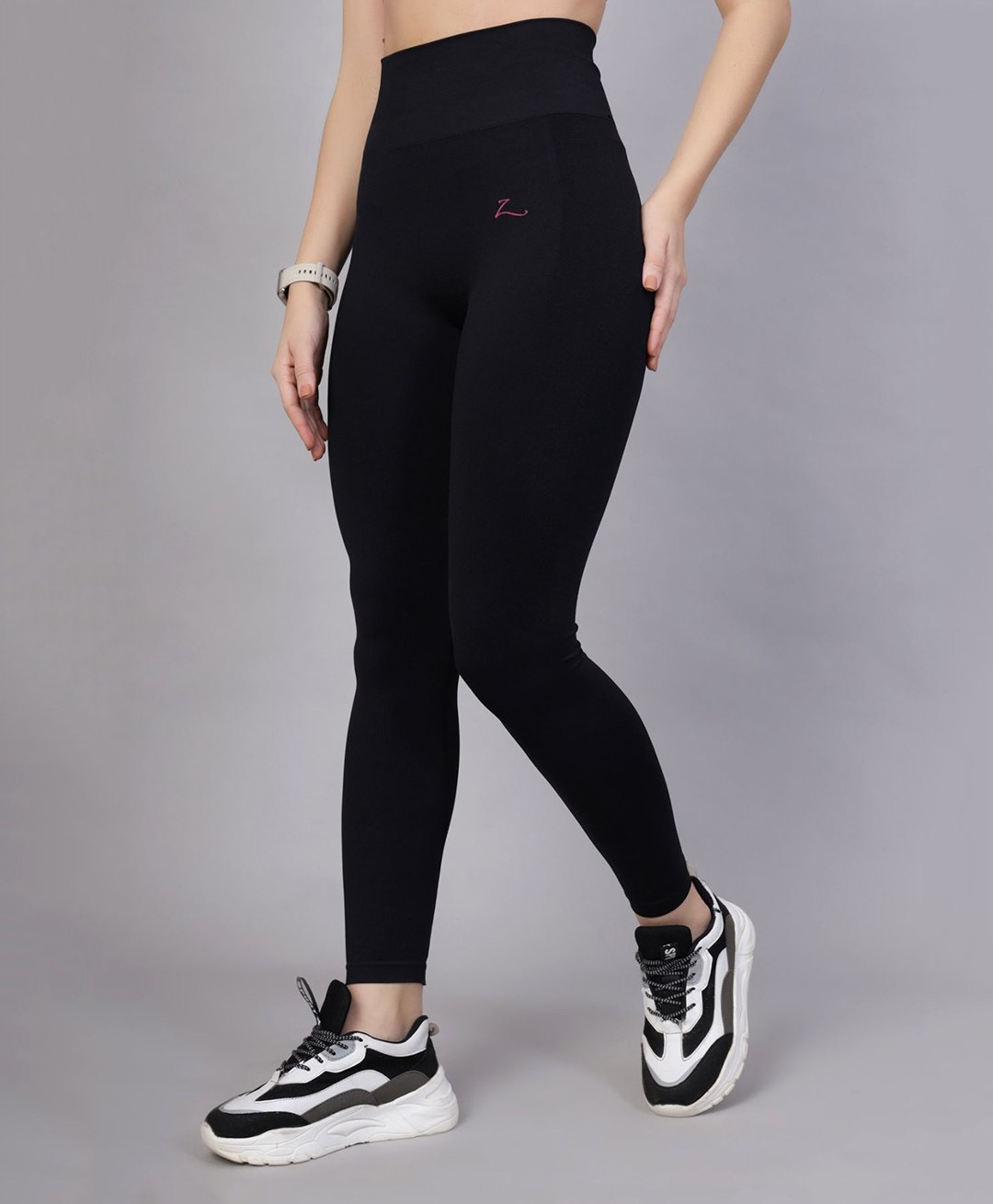 Zelena Solid High Waisted Postpartum Leggings - Black-picture-19