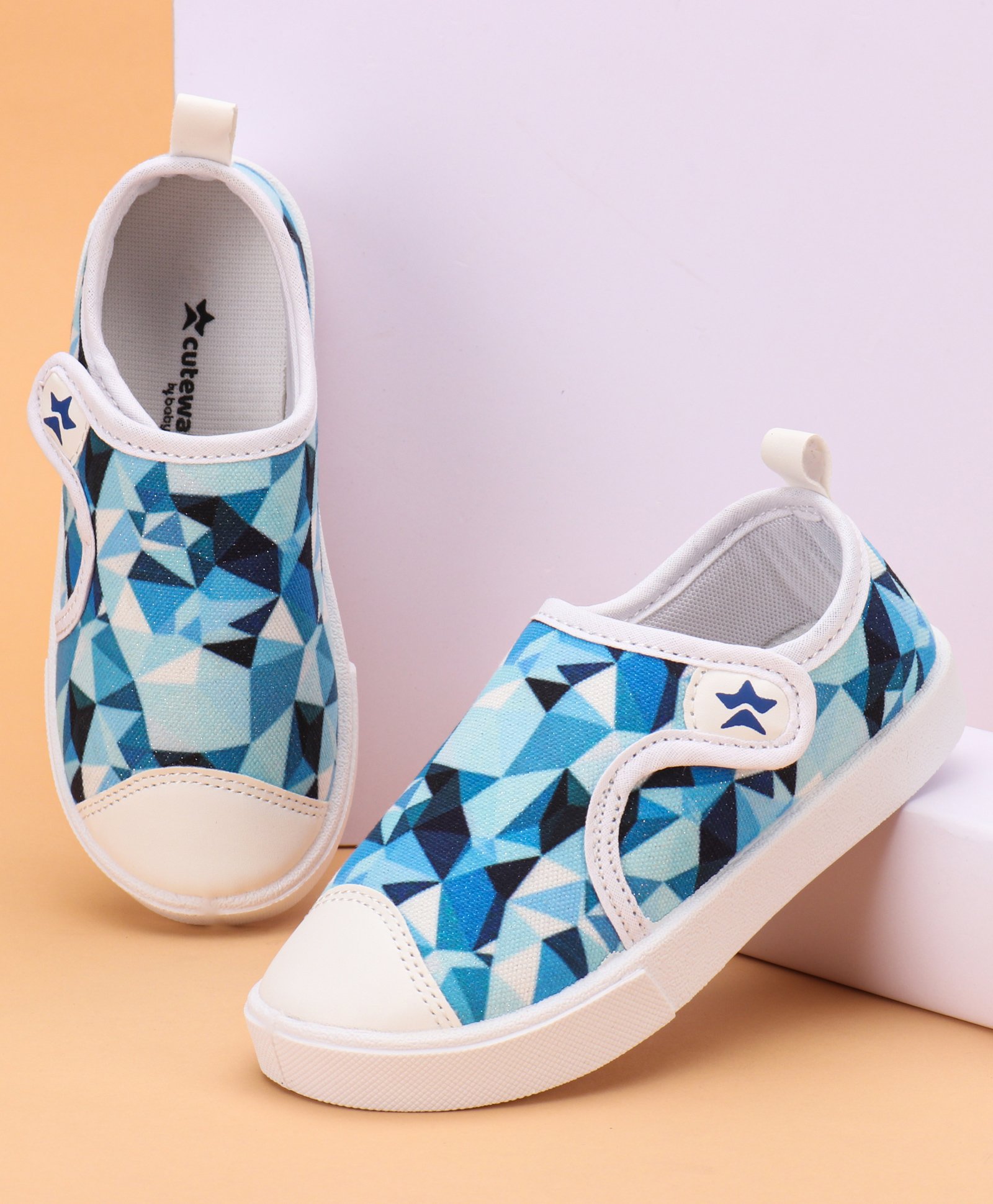 Cute Walk by Babyhug Casual Shoes with Velcro Closure Geometric Print - Sky  Blue-image-18