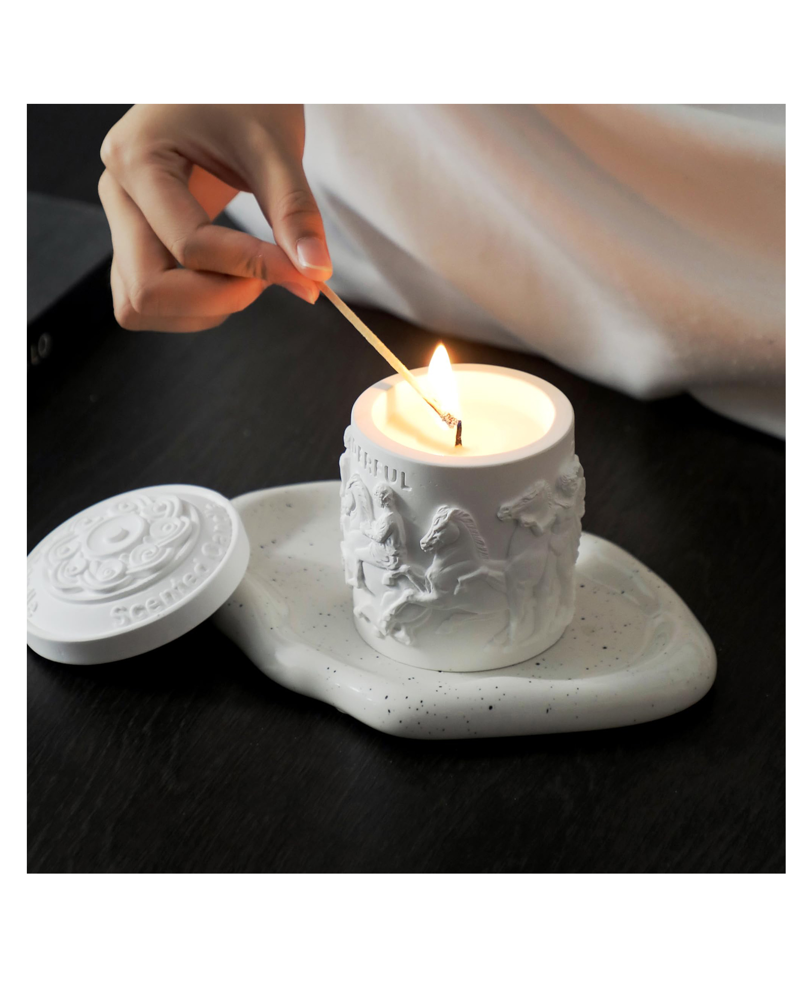 umai UMAI's Home Scented Candle Set: Christmas Gift Aroma, Ceramic Jar, Green Magnolia - 25 Hrs-picture-27