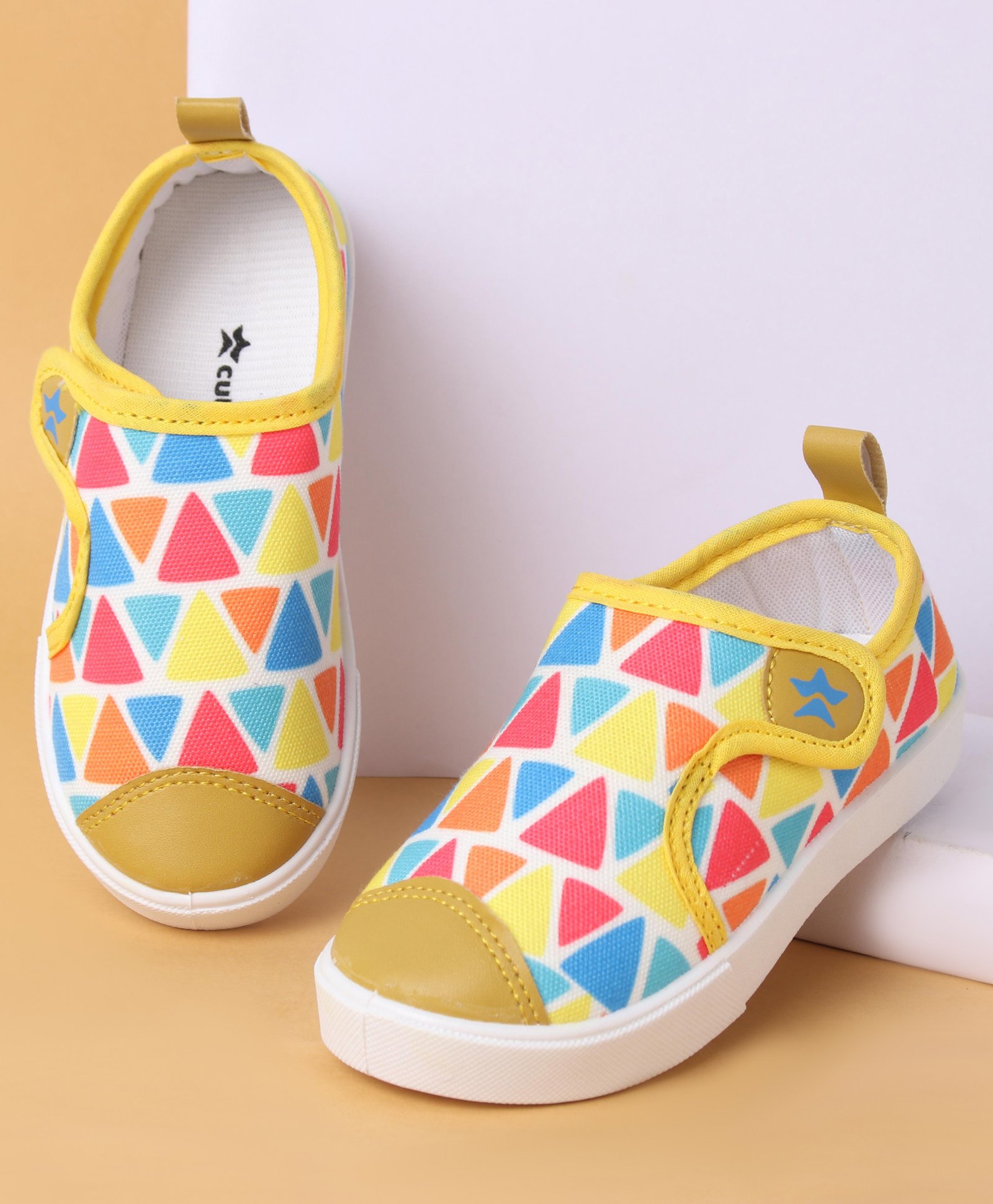 Cute Walk by Babyhug Casual Shoes With Velcro Closure Geometric Print - Yellow-image-1
