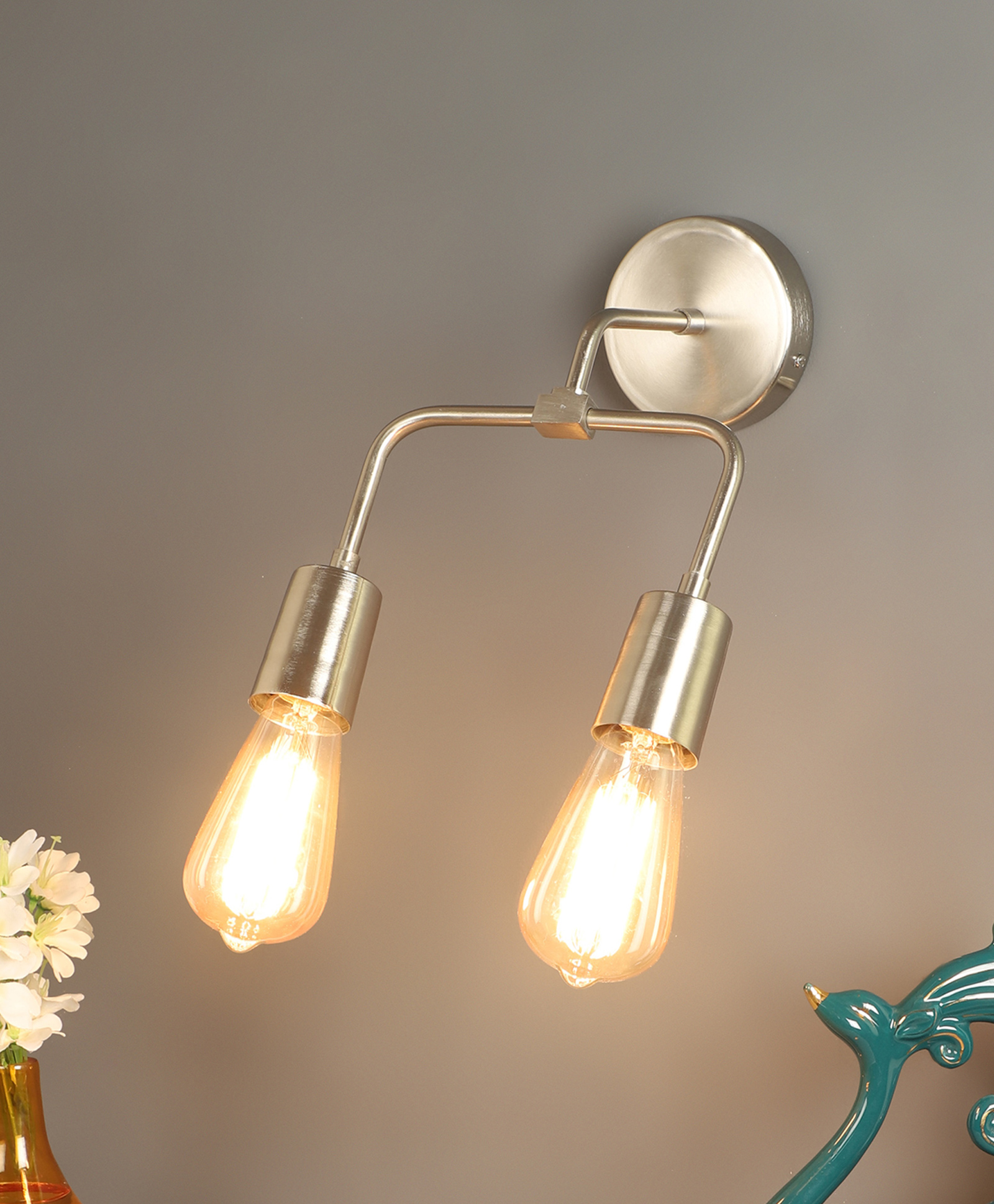 de maison decor De Maison Décor Salcia Gold Artsy Dual Wall light by Décor de Maison in Pewter Finish-picture-24