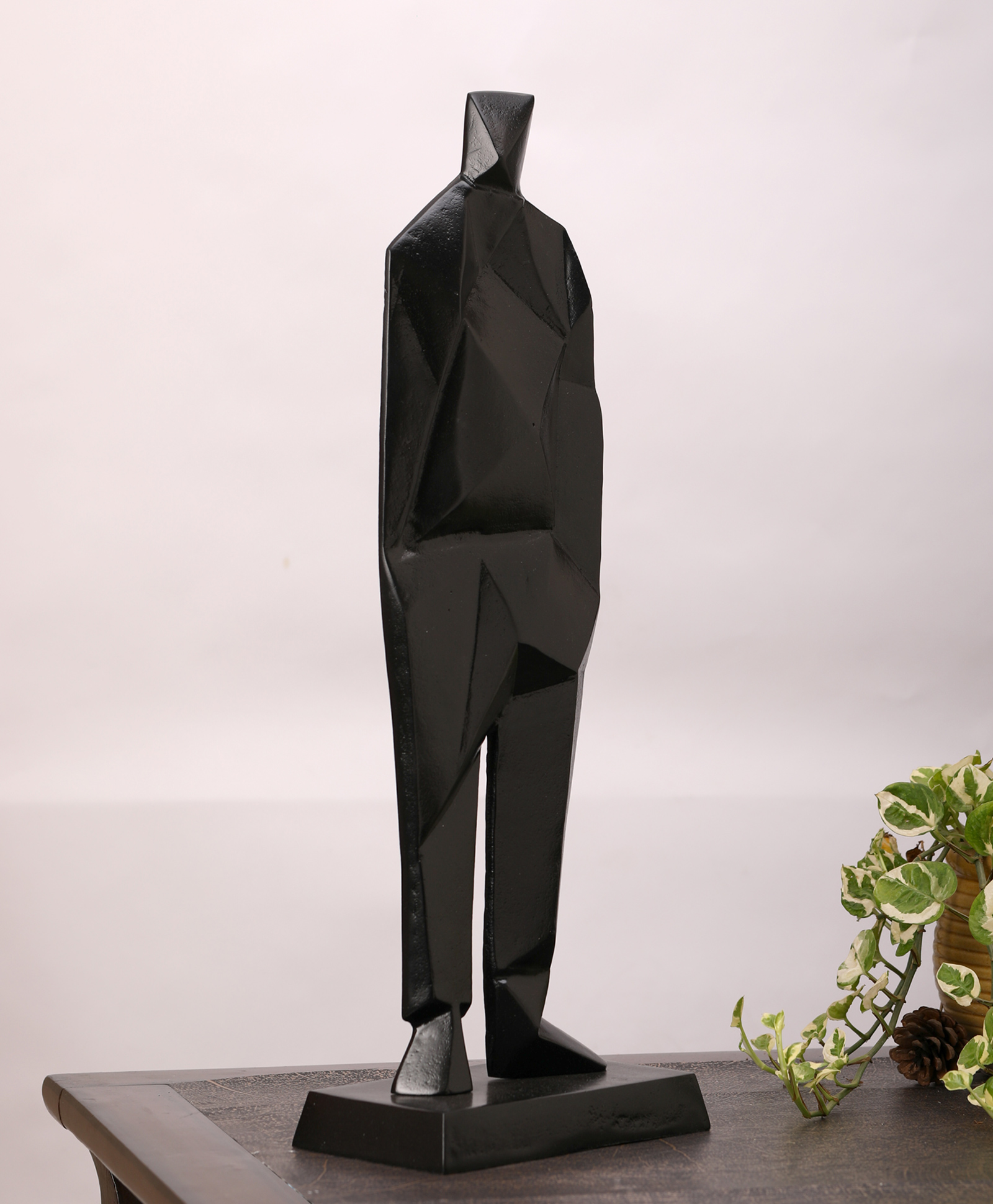 De Maison Decor Ethan - The Dreamer Sculpture black-picture-17