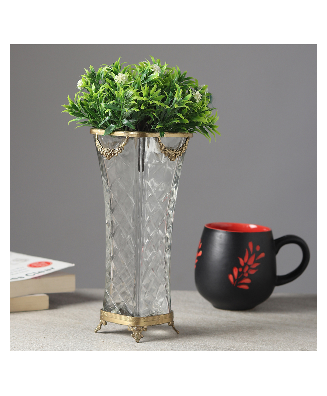 De Maison Decor Diamond Blossom Glass Vase with antique brass rings-picture-36