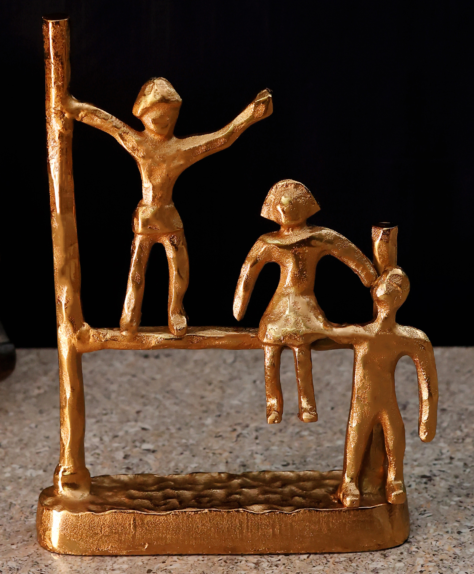 De Maison Decor The Gutsy Trio Abstract Decor Gold-picture-42