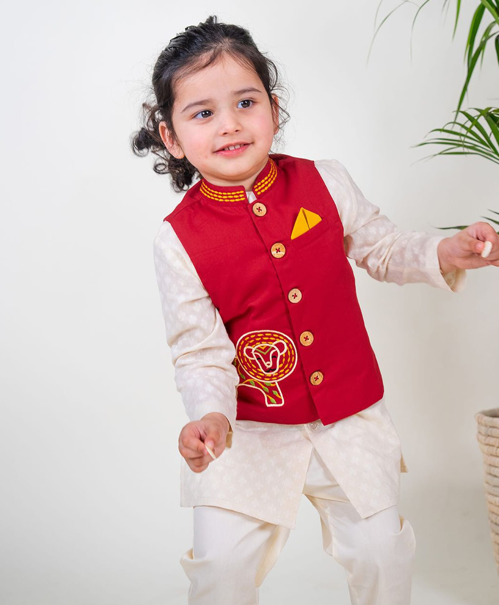 Tiber Taber Sleeveless Animal Embroidered Jacket - Red-image-42