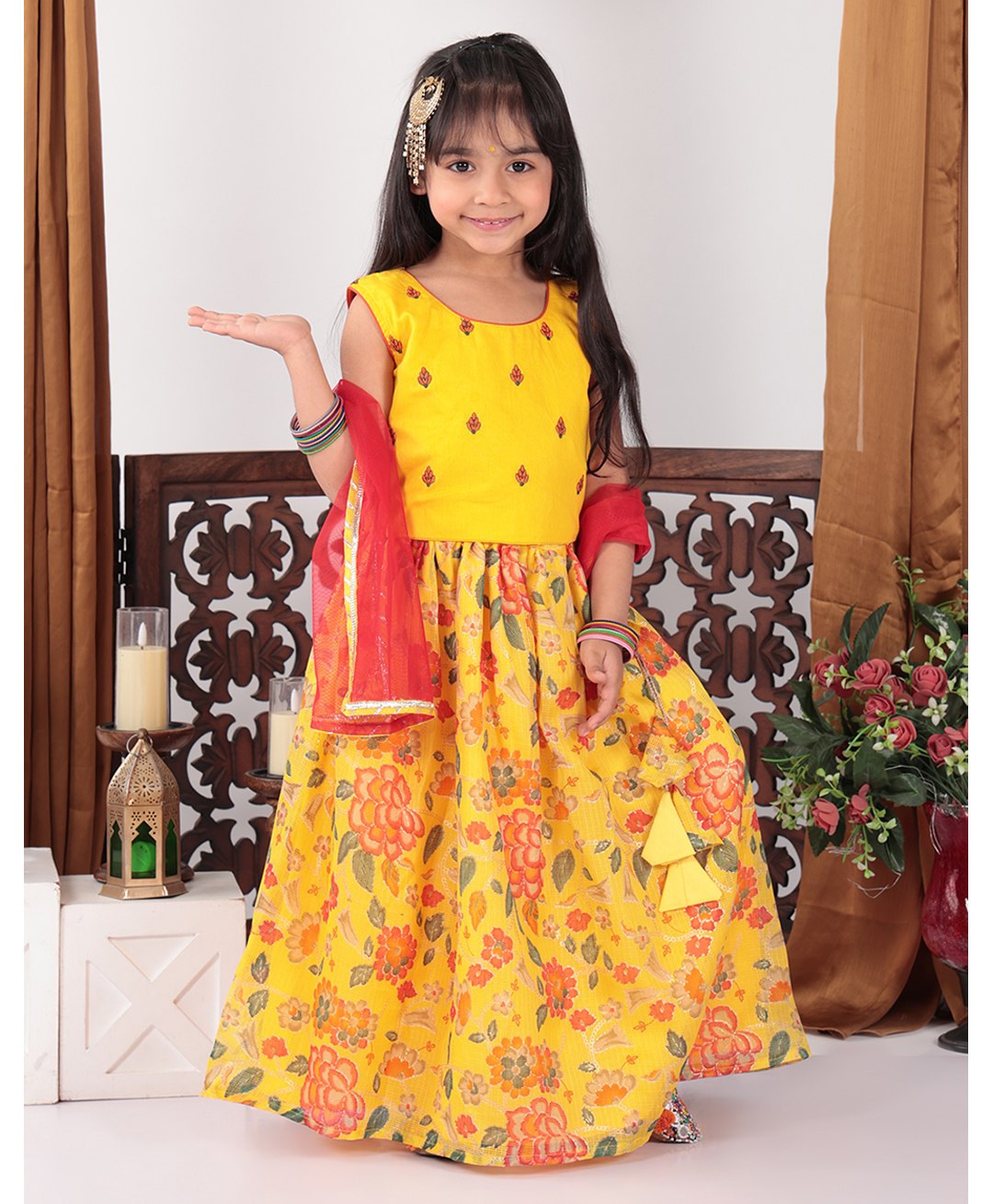 Kinder Kids Sleevless Flower Embroidered Choli & Floral Printed Lehenga With Dupatta - Yellow-image-49