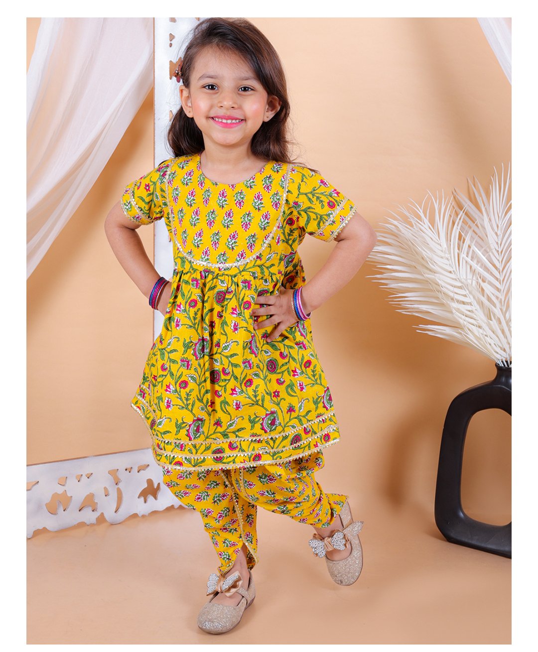 BownBee Pure Cotton Half Sleeves Floral Printed Lace Embellished Kurta & Dhoti Set - Yellow-image-44