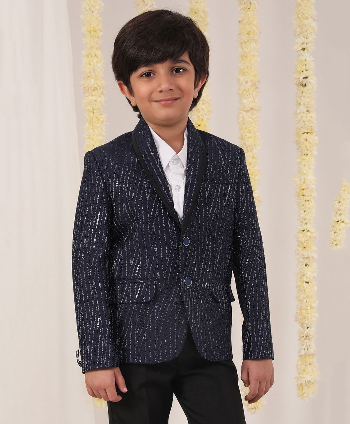 Vastramay Full Sleeves Sequin Embellished Blazer - Navy Blue-picture-16