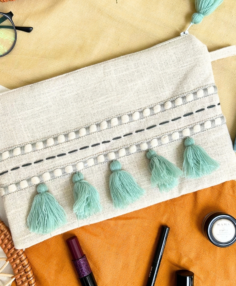 Jasmey Homes Forest Fern Pouch with Zipper for Unique Gifting, Storing Stationery, Make up and Toiletry Items - Multicolor-image-36