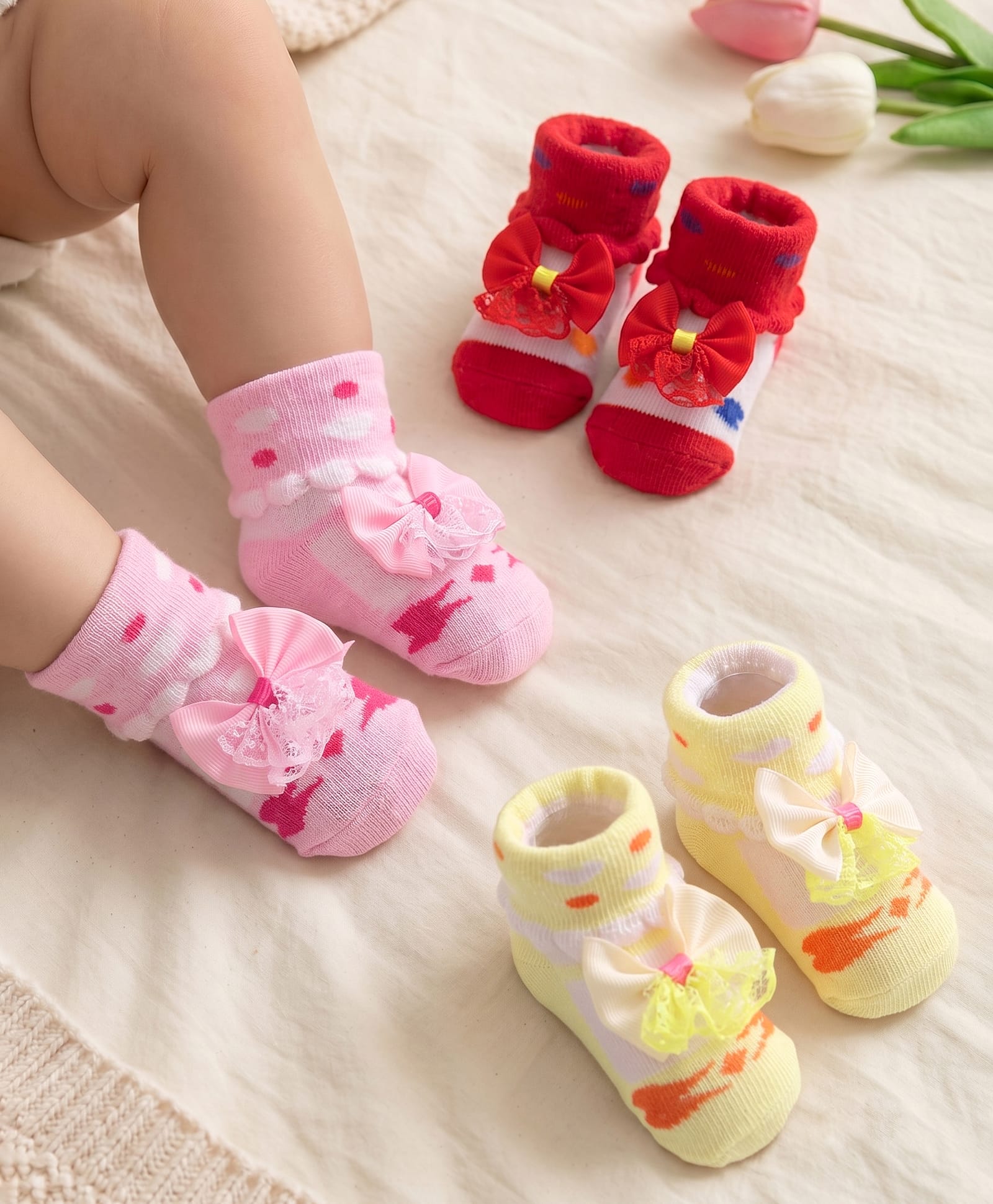 Cute Walk by Babyhug Ankle Length Socks Bow Applique Pack of 3 - Red & Yellow-picture-23