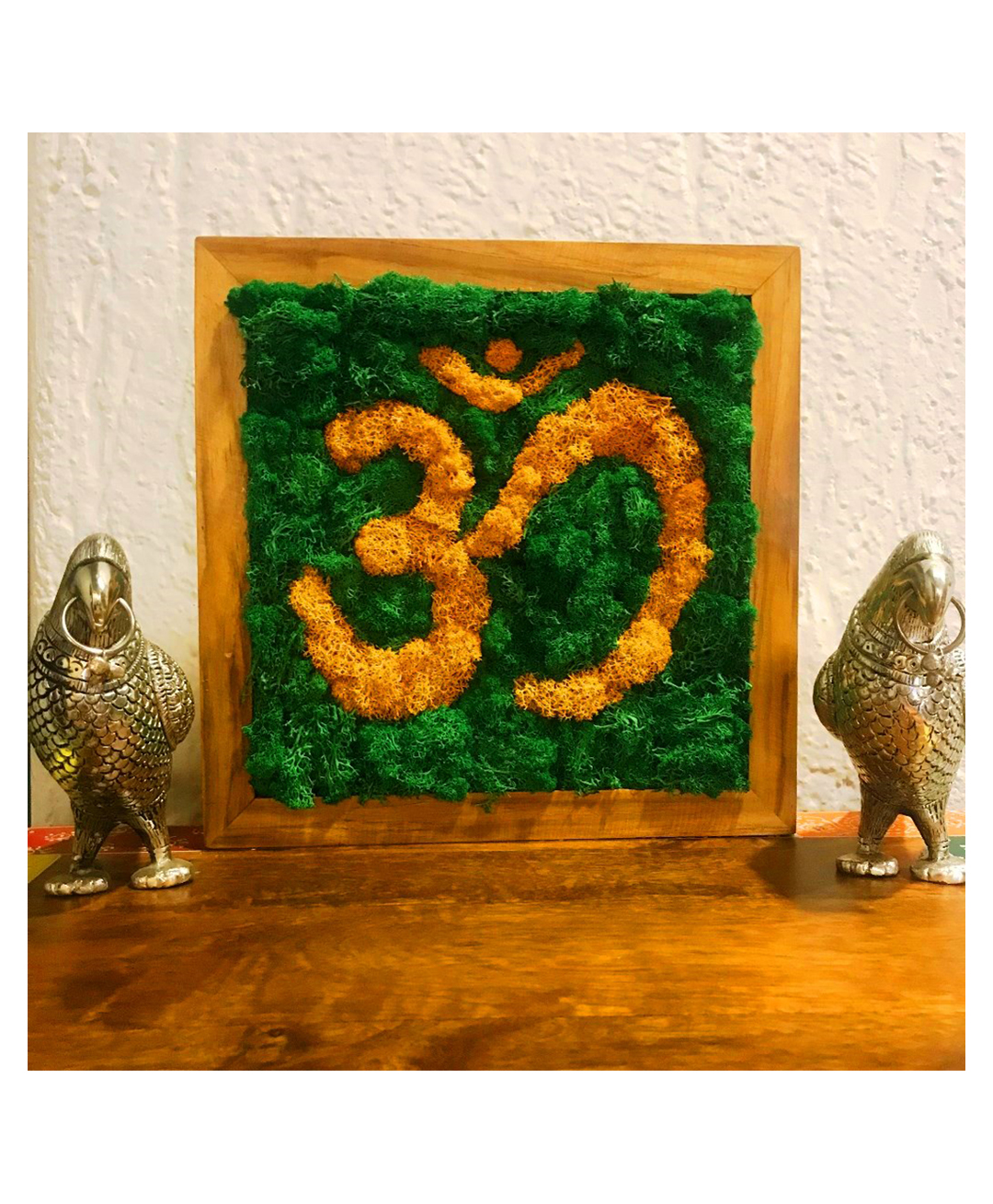 mybageecha AUM Preserved Moss Frame with Dark Wood-picture-20