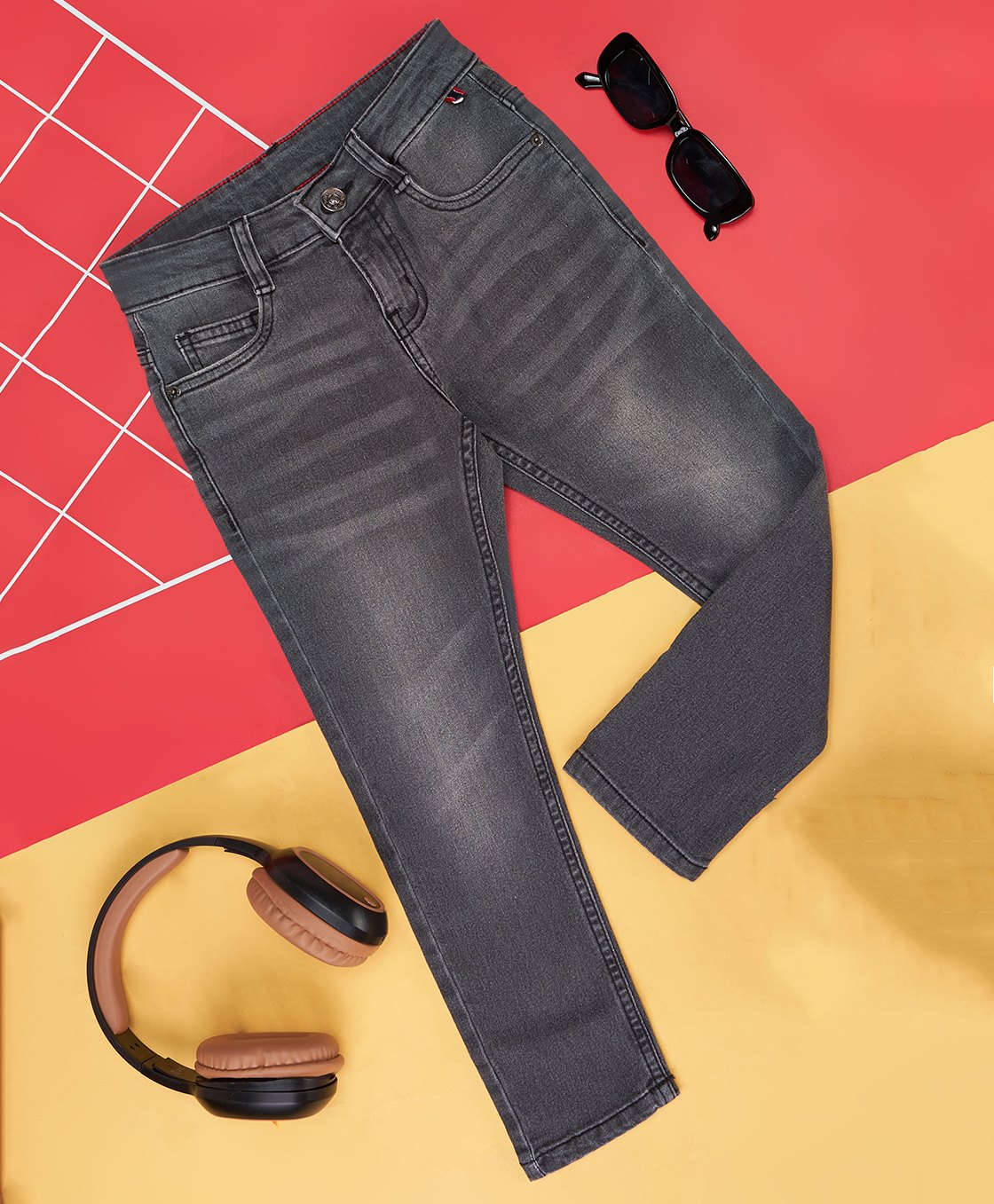 Pantaloons Junior Light Washed Jeans - Grey-picture-35