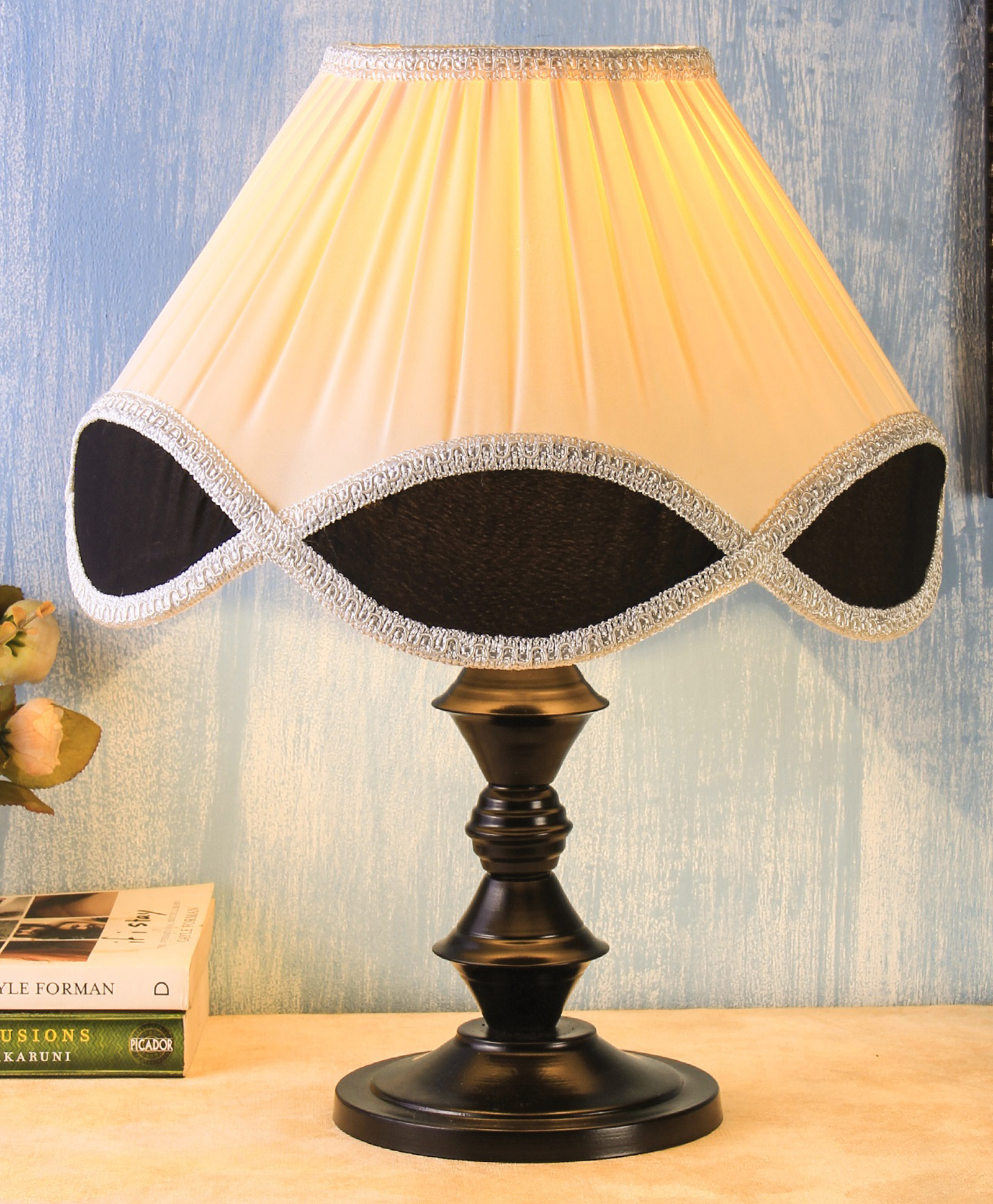 Devansh Vintage Cotton Shade Iron Taj Lamp With Black Base - Multicolor-picture-19
