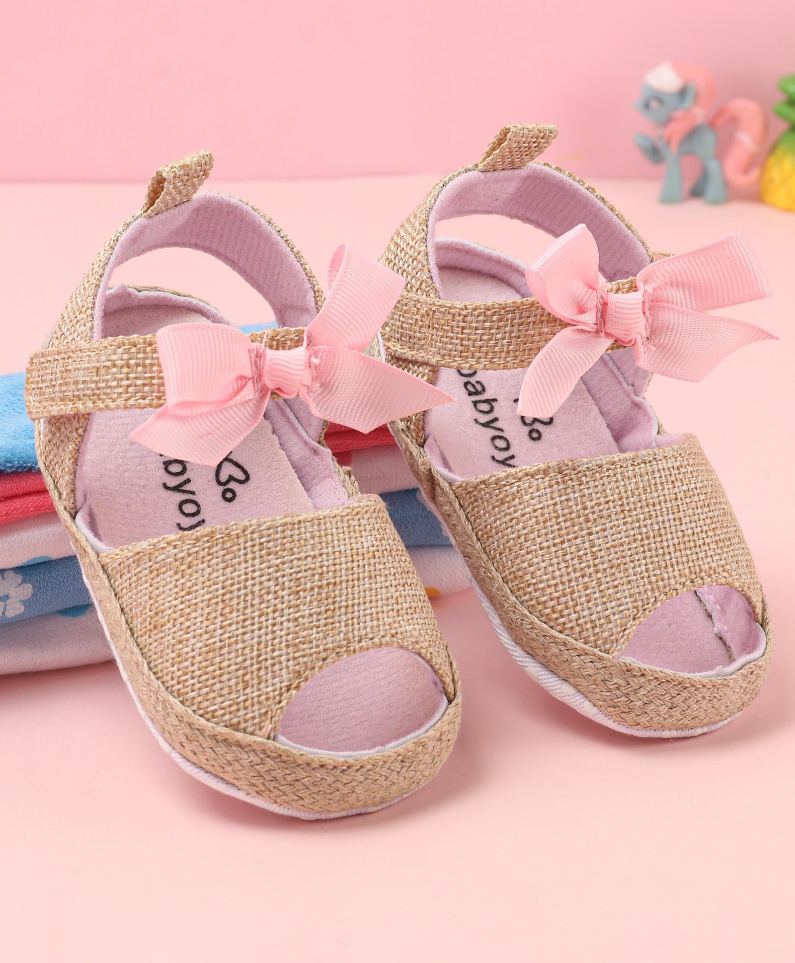 Babyoye Velcro Closure Booties with Bow Applique - Pink-picture-17