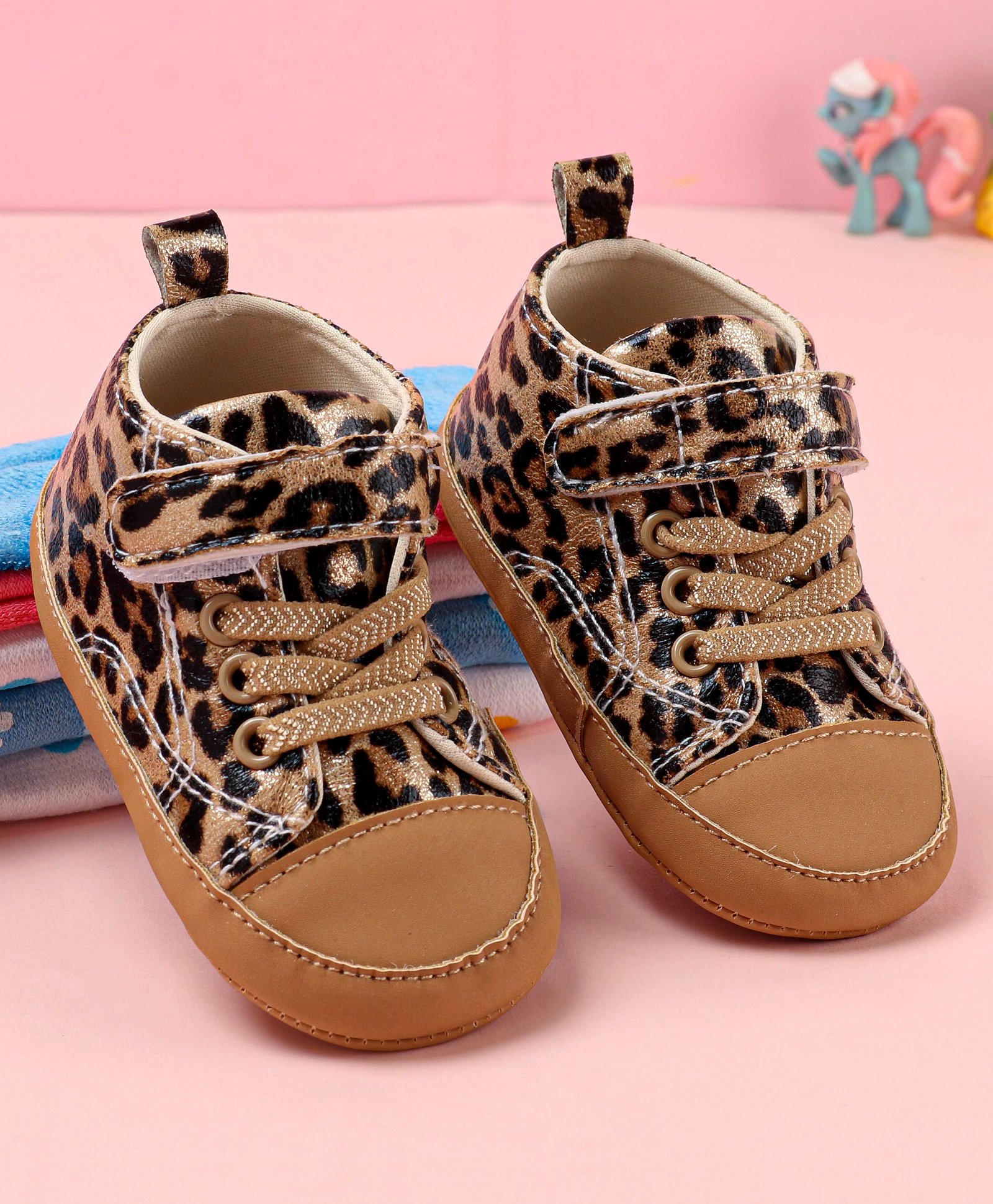 Babyoye Velcro Closure Booties - Brown-image-1