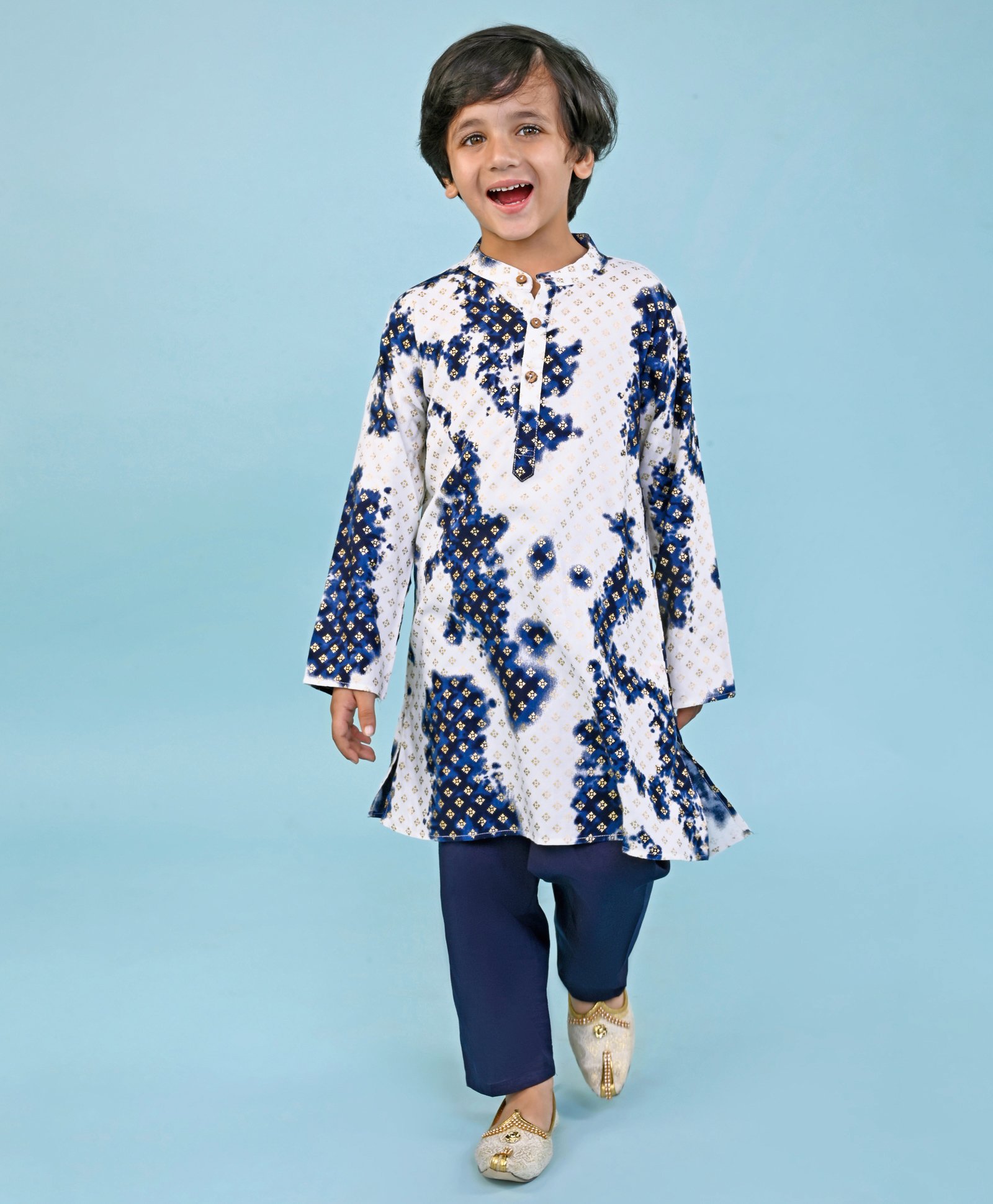 Babyhug Cotton Woven Cambric Full Sleeves Foil Printed Tie and Dye Kurta Pyjama Set - White & Navy-image-4