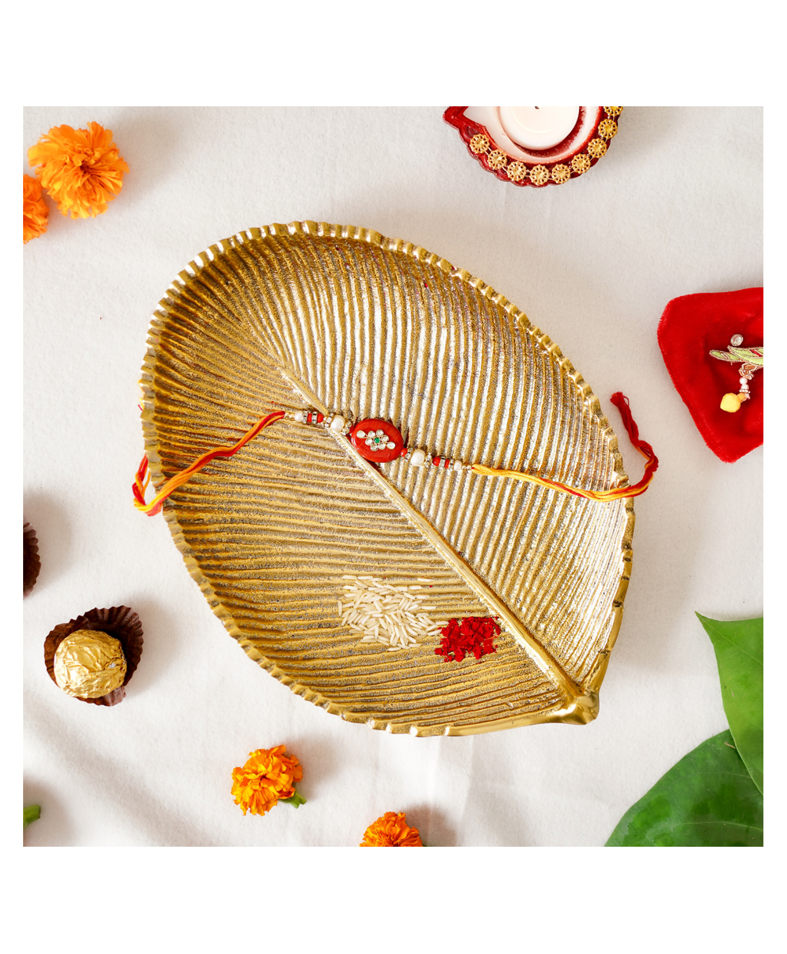 Behoma Metal Leaf Shape Tray for Home Decor Gifting Item, Golden Colour, 1 Large (Only Tray)-image-46