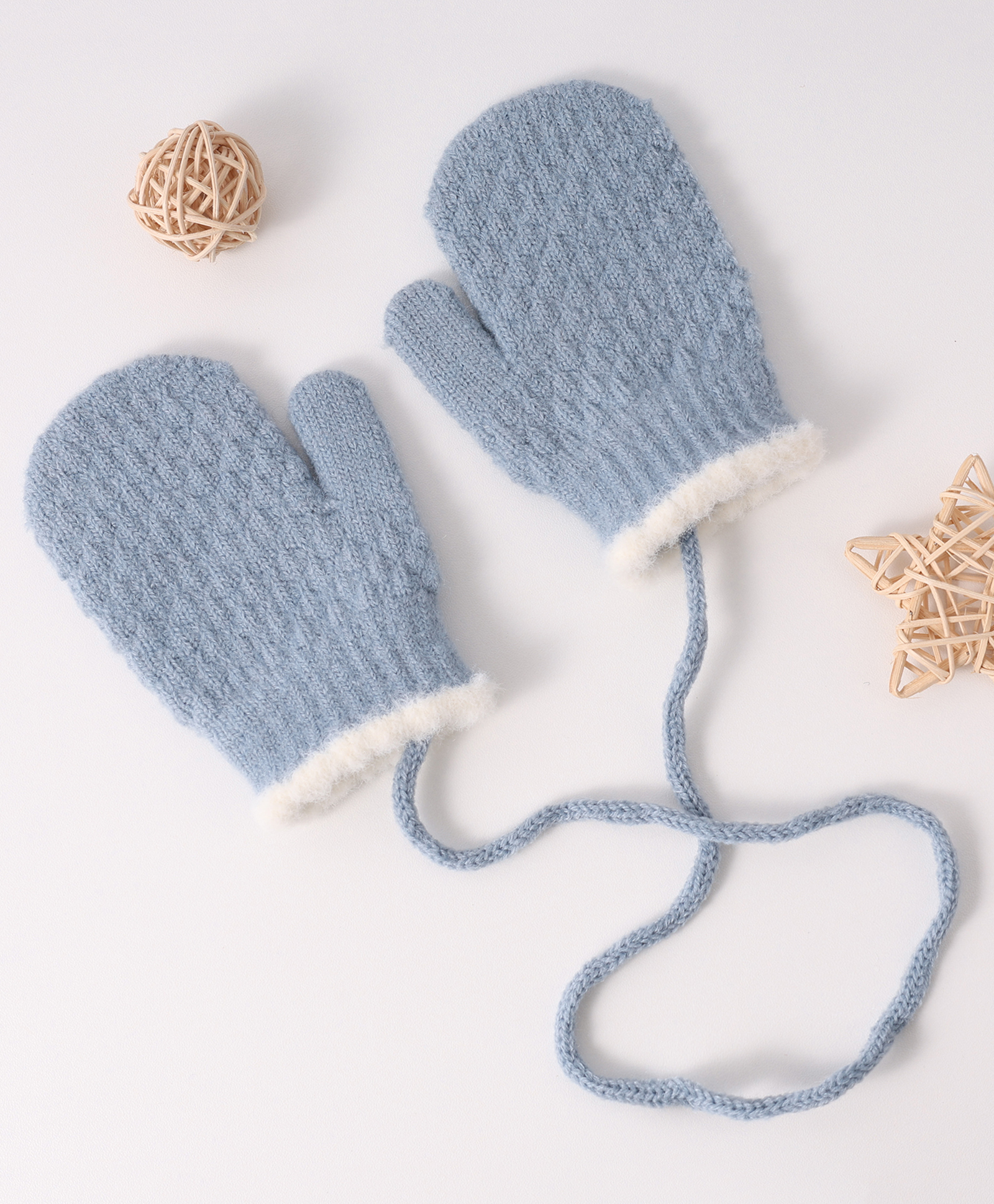 Babyhug Woollen Solid Colour Gloves - Blue