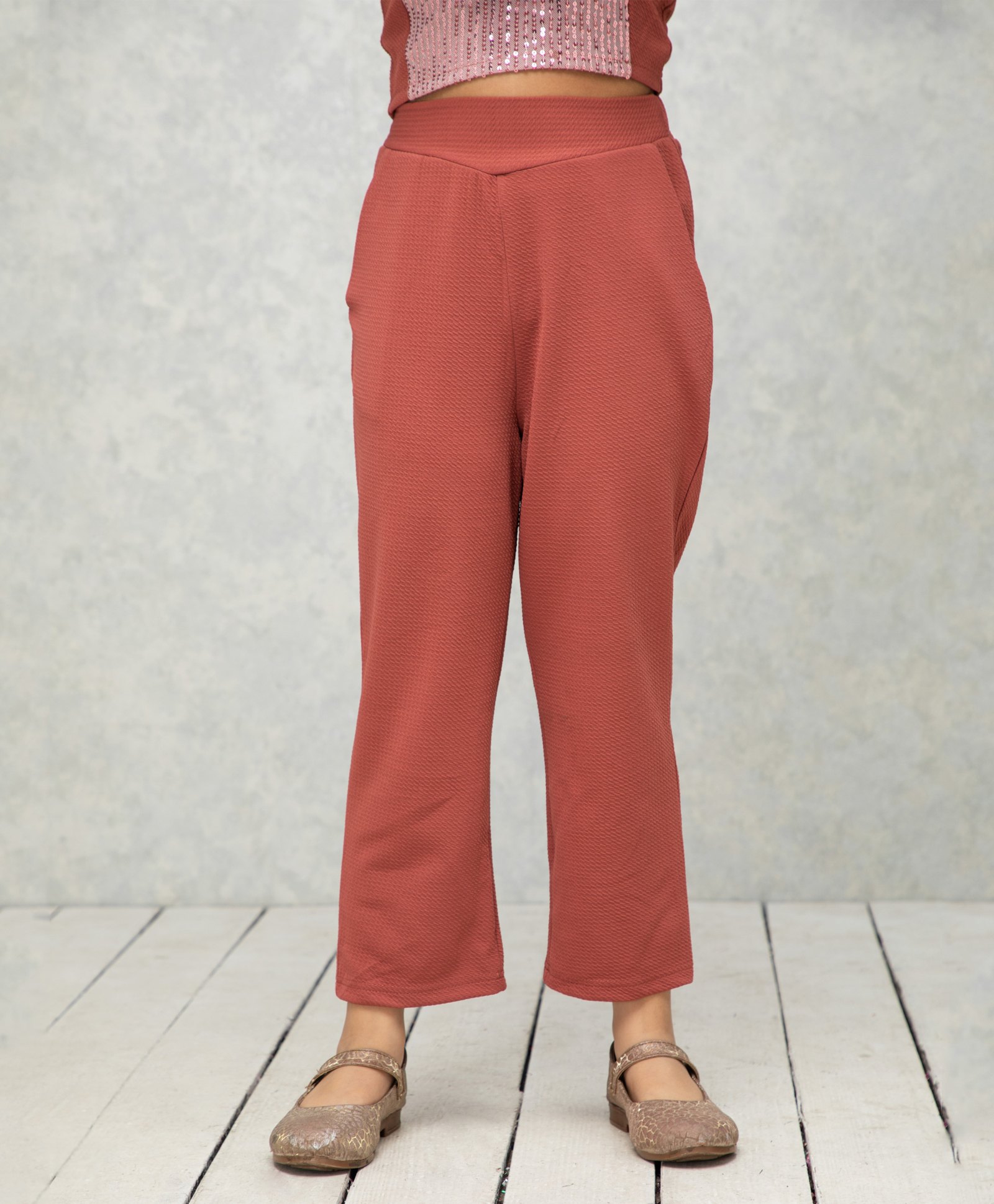 NEUDIS Straight Fit Solid Trousers - Salmon Pink-picture-15