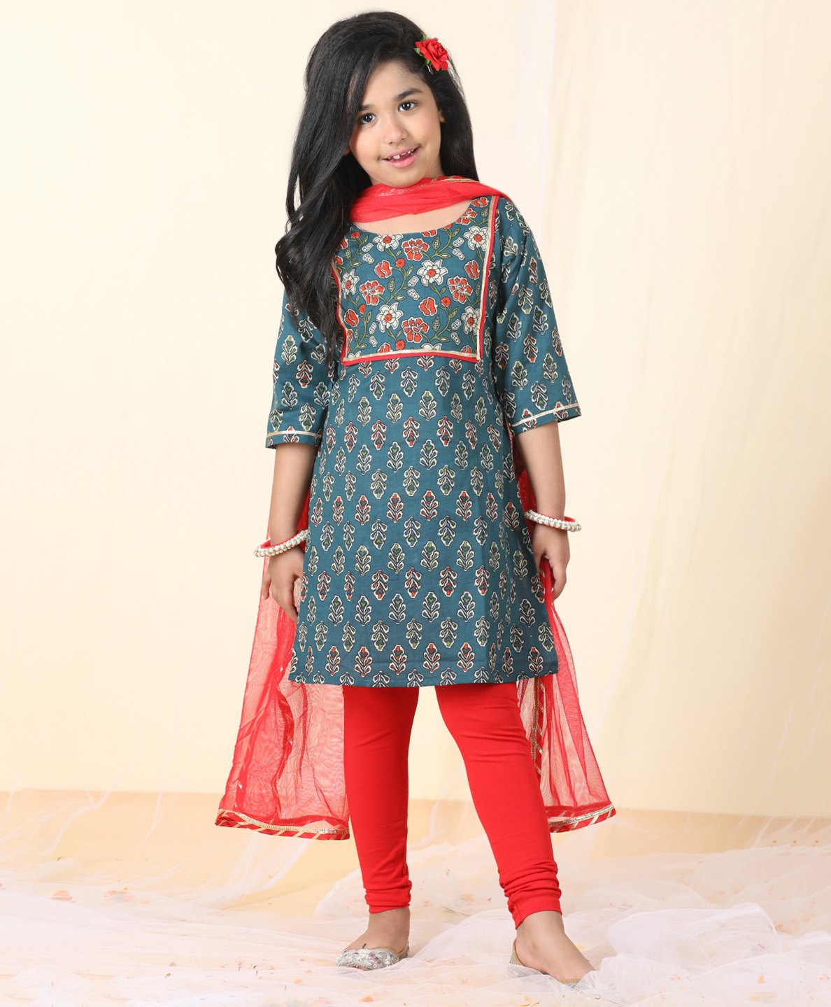 Kinder Kids Three Fourth Sleeves Floral Printed & Gota Lace Embellished Kurta Leggings & Dupatta Set - Blue & Red-image-27