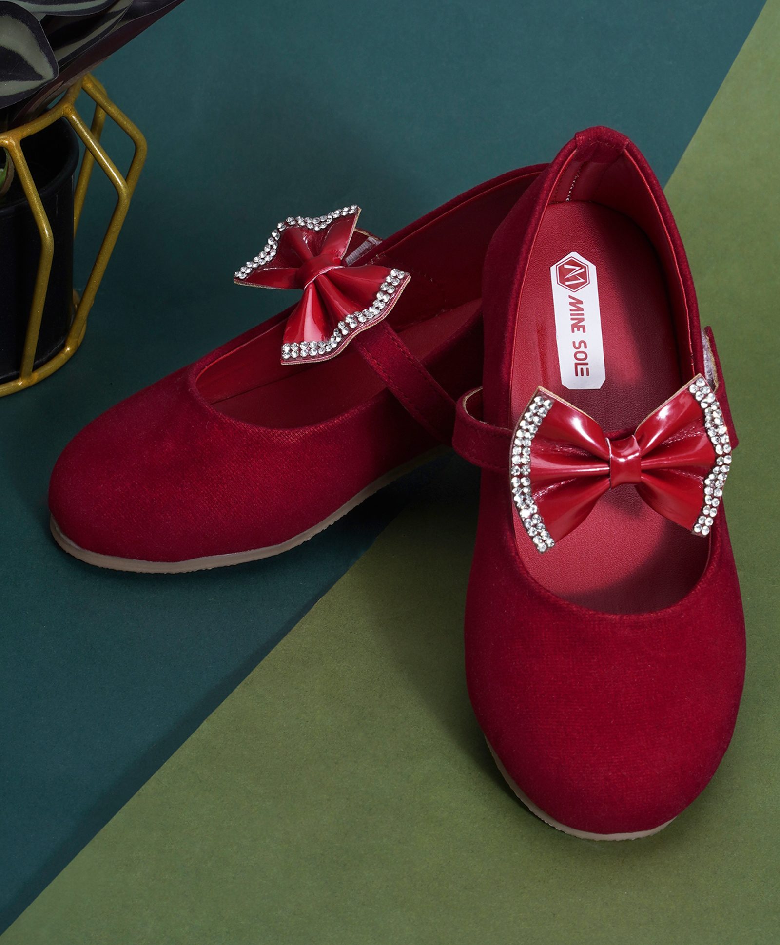 Mine Sole Stone Embellished Bow Detailed Ballerinas -Red-image-49