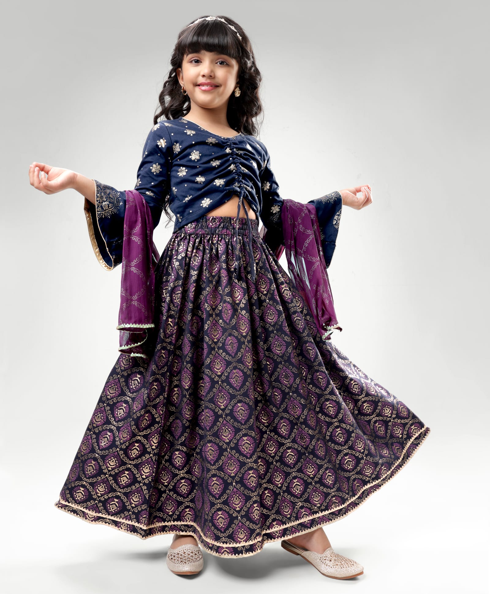 EARTHY TOUCH Single Jesrey Woven Full Bell Sleeves Foil Printed Choli Lehenga Set with Dupatta & Lace Detailing - Purple-image-27