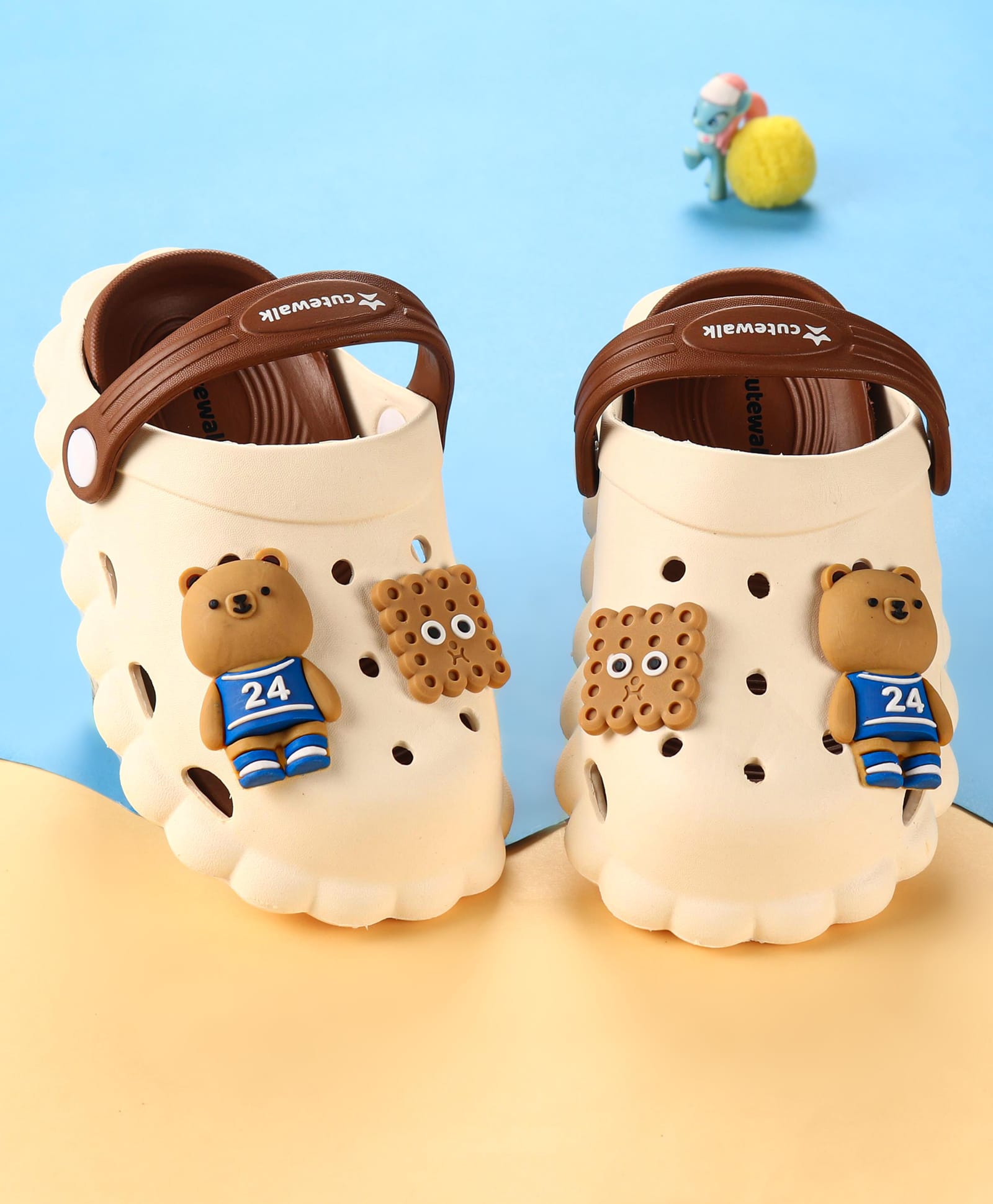 Cute Walk by Babyhug Clogs with Backstrap Bear Applique - Light Brown-picture-26