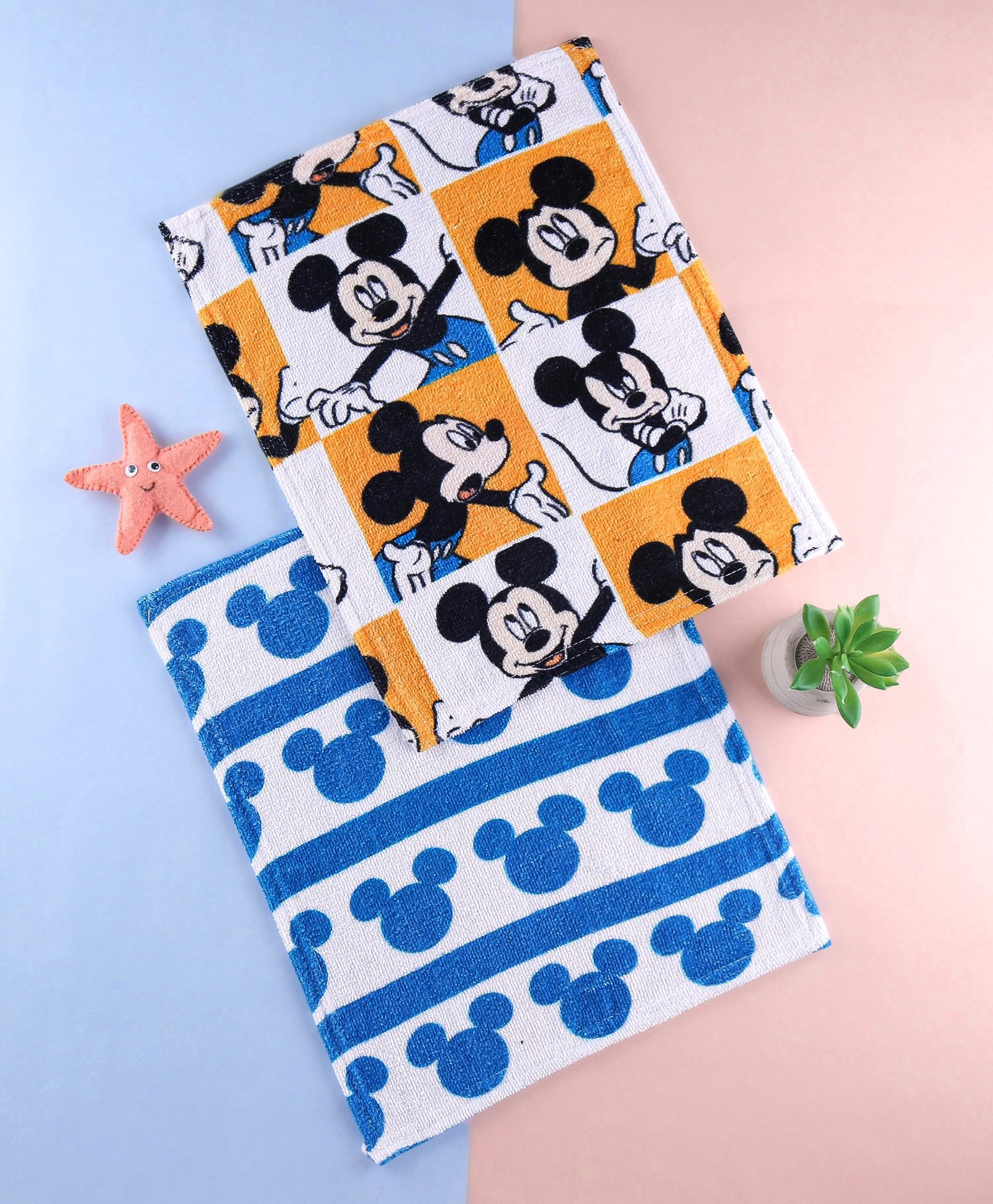 Babyhug Disney Terry Woven Mickey Mouse Digital Printed Towel L 33.02 X B 25.4 cm - Navy Blue-picture-19