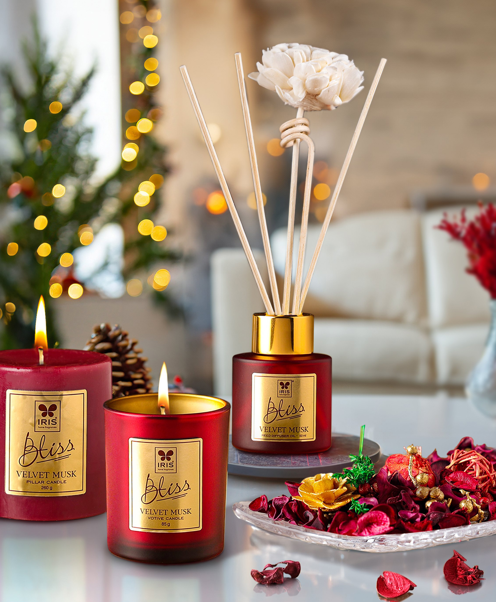 Iris Bliss Velvet Musk Fragrance Giftset with Reed diffuser,Votive Candles,Potpourri & Pillar Candle