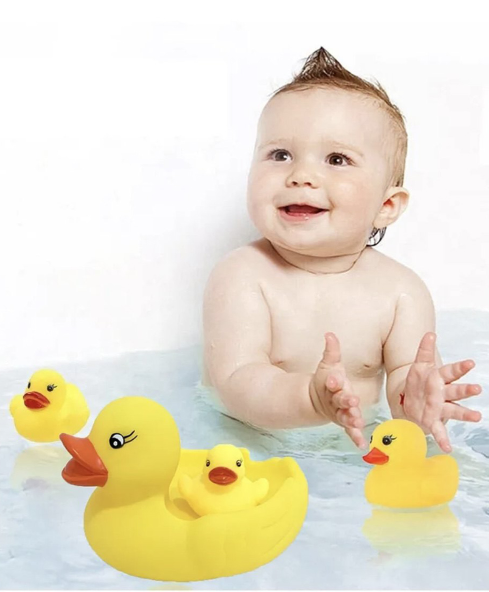 ARCADE TOYS Squeeze Duck Family Chu Chu Sound Bathtub Toys(Pack of 4) - Yellow