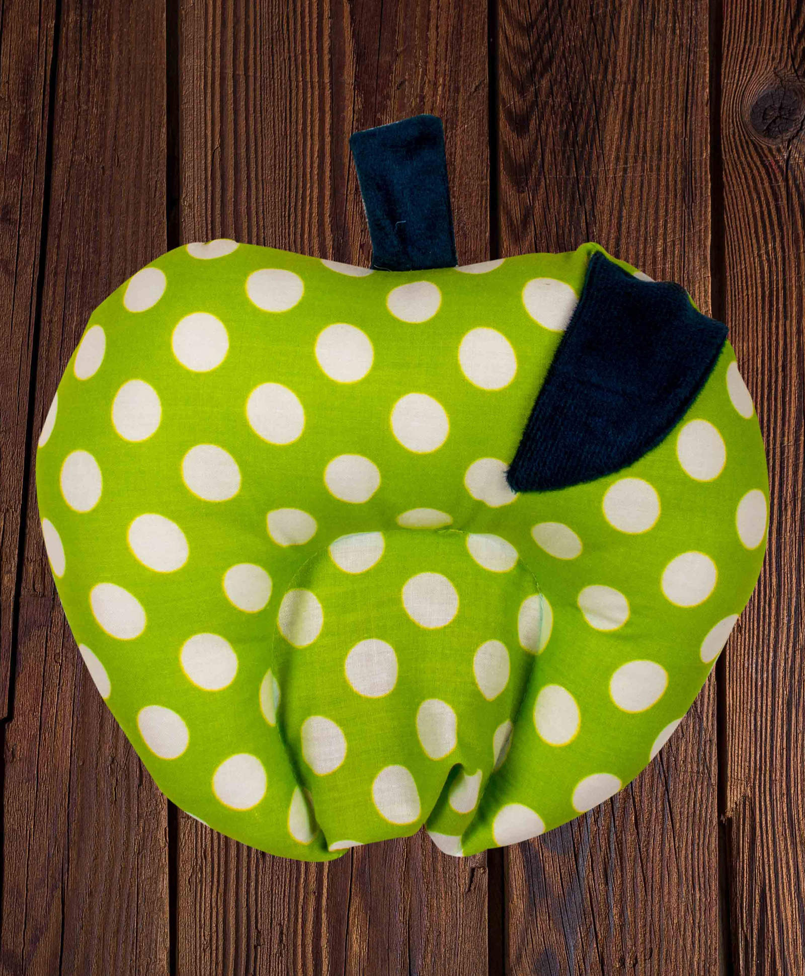 Mittenbooty Apple-Shaped Rai Pillow with frill Dots Print-Green-image-24