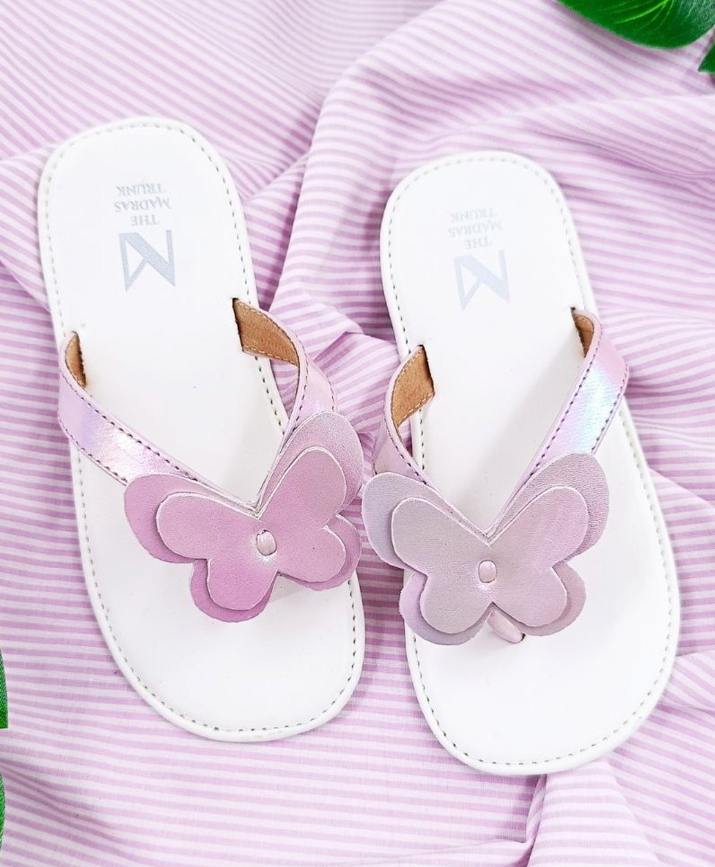 The Madras Trunk Butterfly Applique Detailed Flip Flops - Pink & White-picture-26