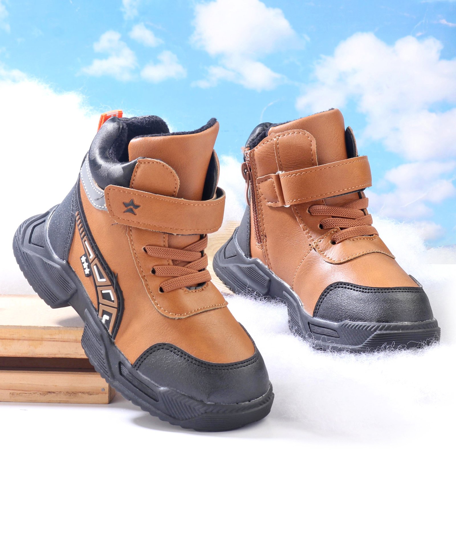 Cute Walk by Babyhug Velcro Closure Winter Boots - Brown