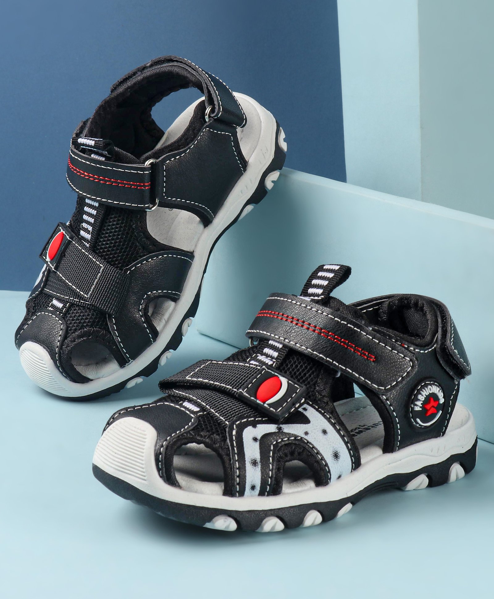 Cute Walk by Babyhug Slip On Sandals with Velcro Closure - Black-image-10