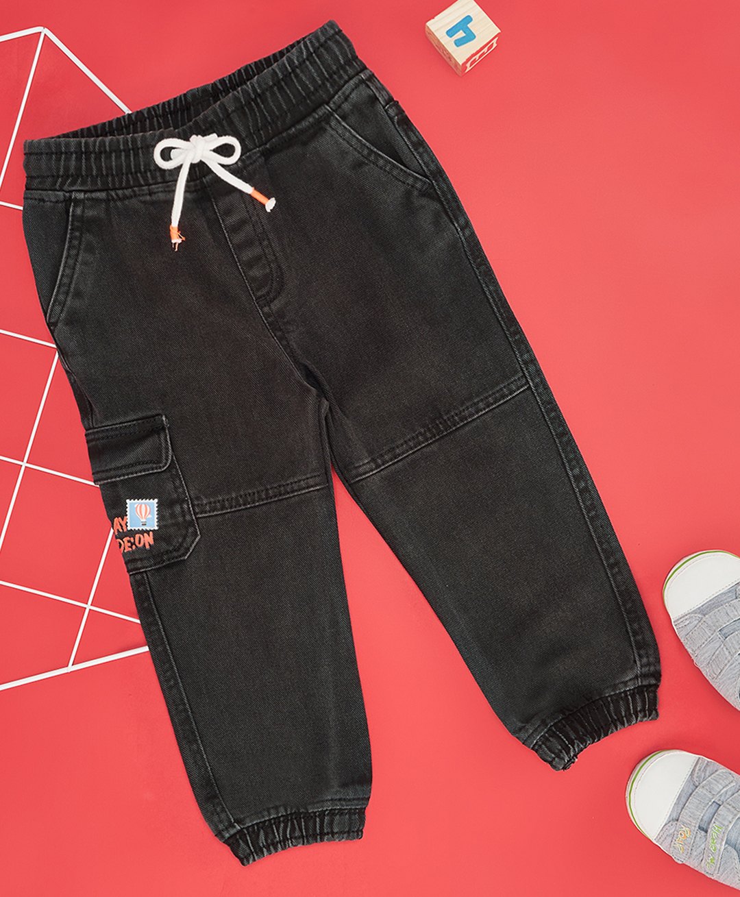 Pantaloons Baby Cotton Elastane Text Printed Jeans - Jet Black-image-23