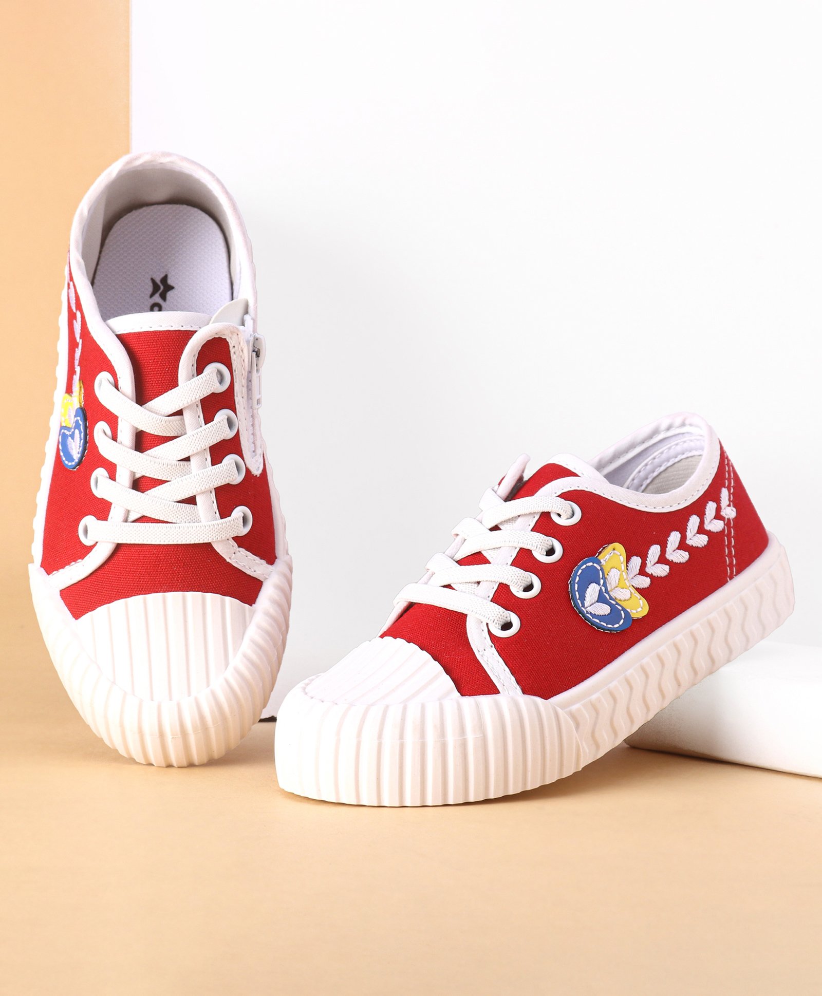 Cute Walk by Babyhug Lace Ups Casual Shoes  with Leaf Embroidered - Red-picture-16