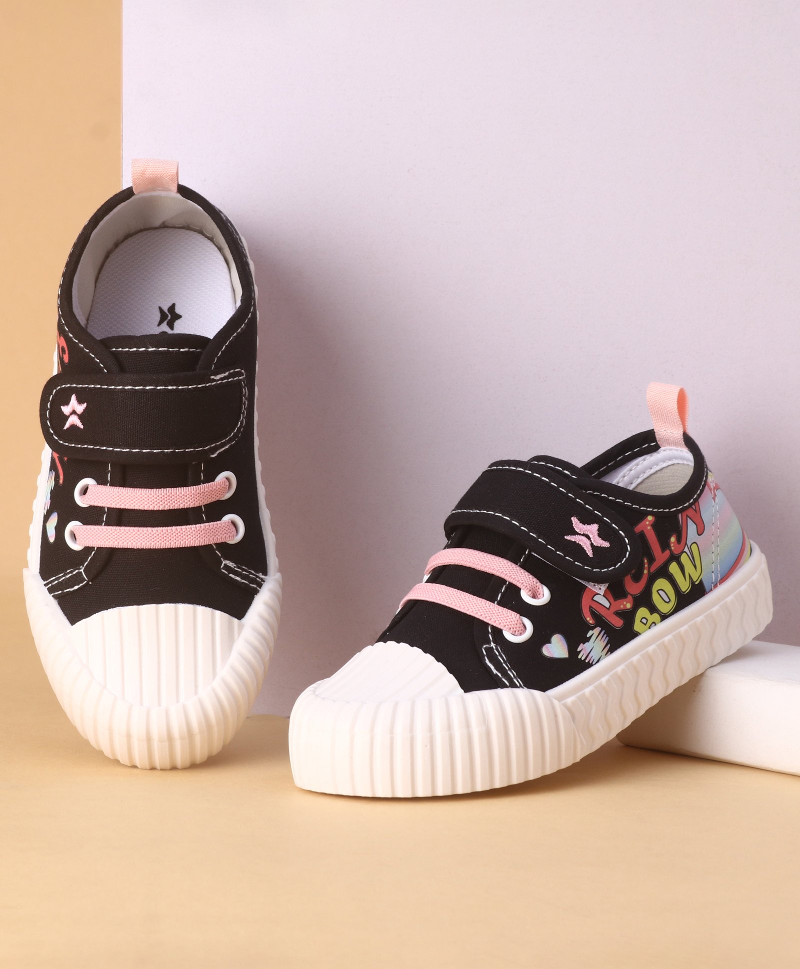 Cute Walk by Babyhug Casual Shoes with Velcro Closure Text Design - Black-image-10