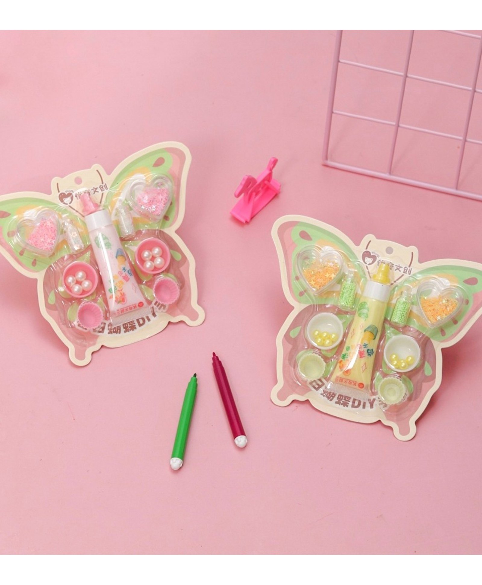 Yellow Bee Resin Craft Set with Mixed Beads and Glitter Sequins, 2 Sets, Green & Pink-image-18