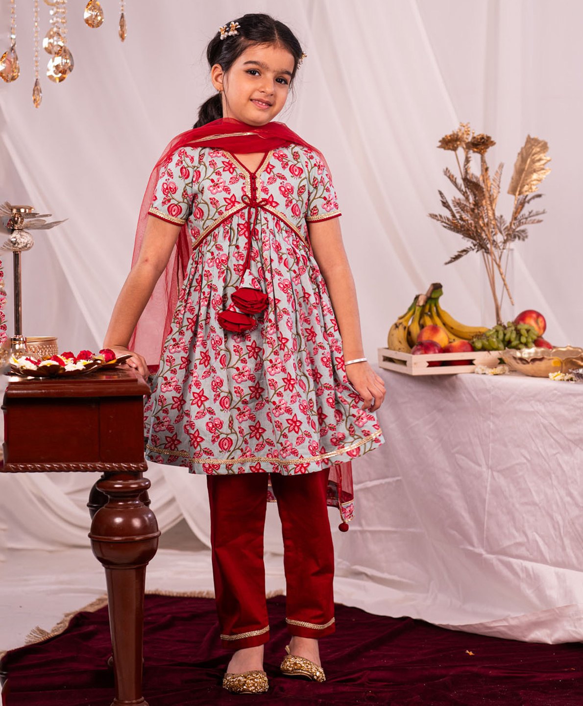 Vastramay Girls' Cotton Half Sleeves Floral Printed Kurta And Pant With Dupatta Set - Aqua And Red-picture-10