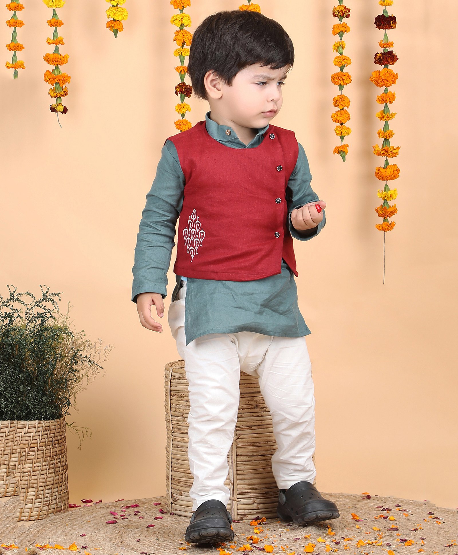 Polka Tots Cotton Full Sleeves Solid   Kurta Pyjama With Absttract Embroidered Jacket - Grey-image-22